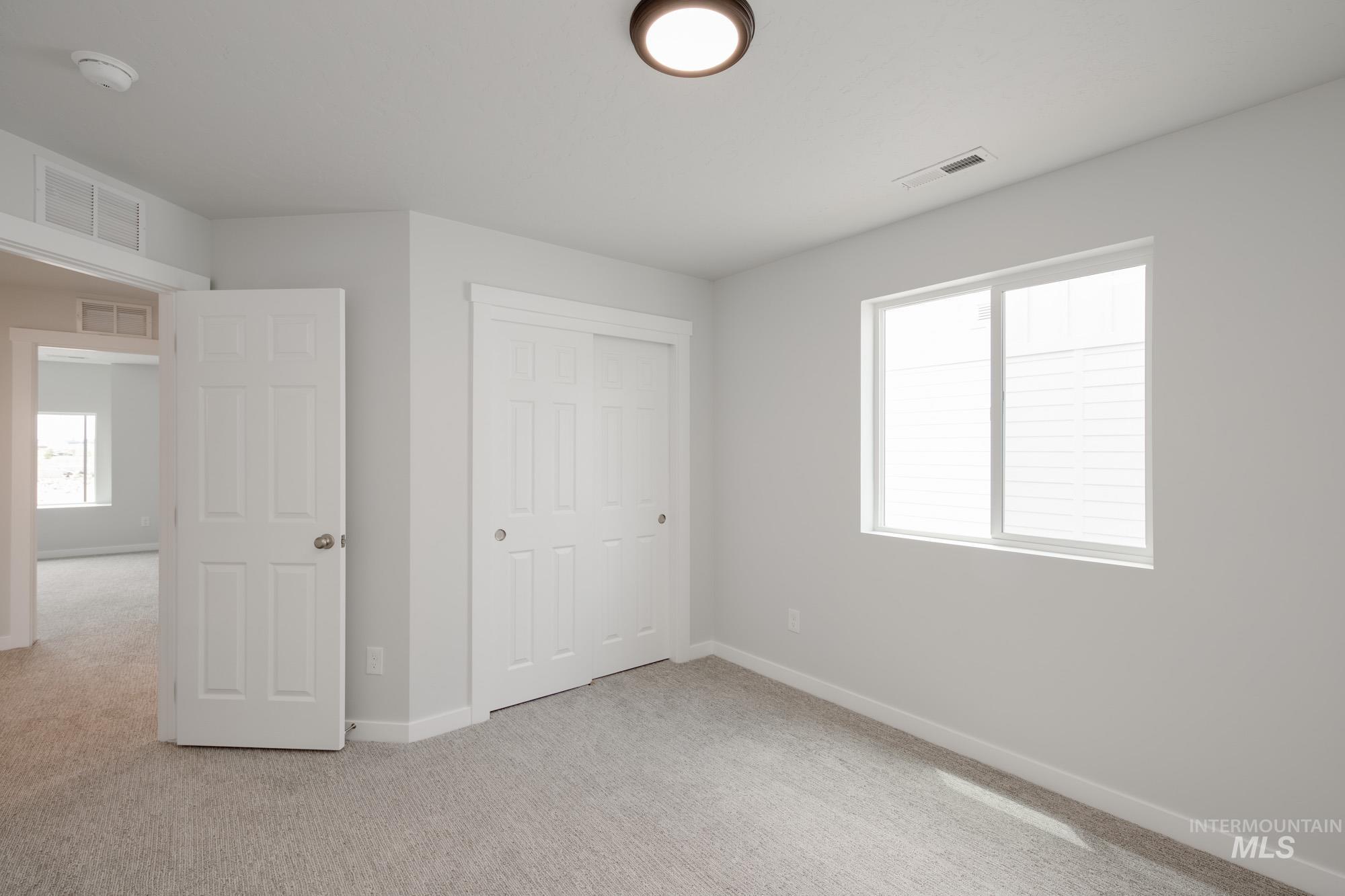 6917 S Harvest Cove Ave, Boise, Idaho 83709, 3 Bedrooms, 2.5 Bathrooms, Residential For Sale, Price $474,990,MLS 98978455