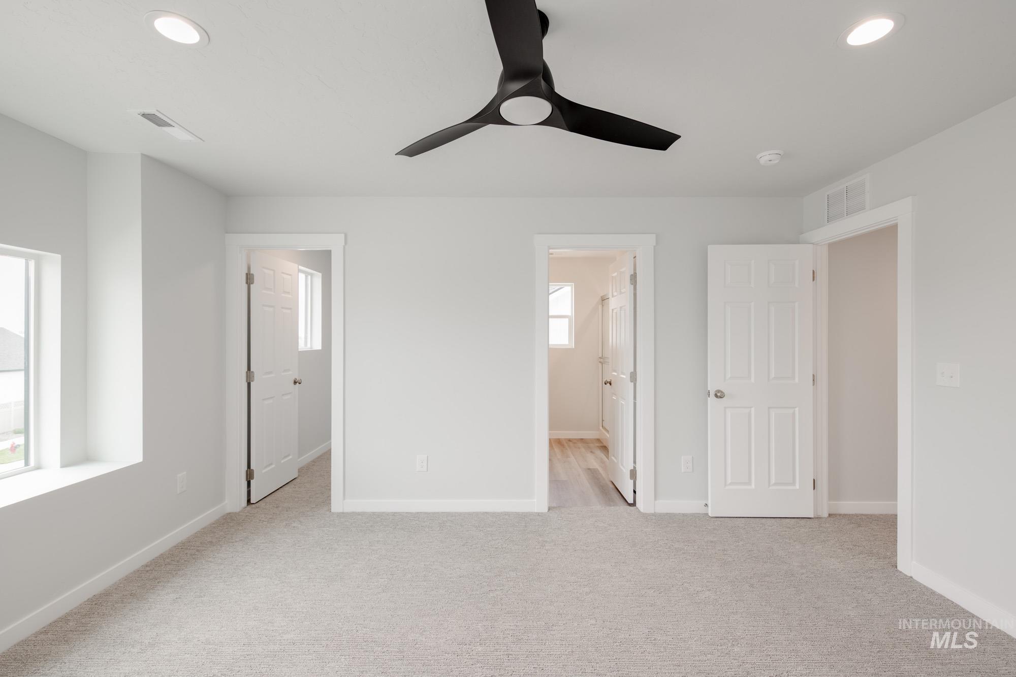 6917 S Harvest Cove Ave, Boise, Idaho 83709, 3 Bedrooms, 2.5 Bathrooms, Residential For Sale, Price $474,990,MLS 98978455