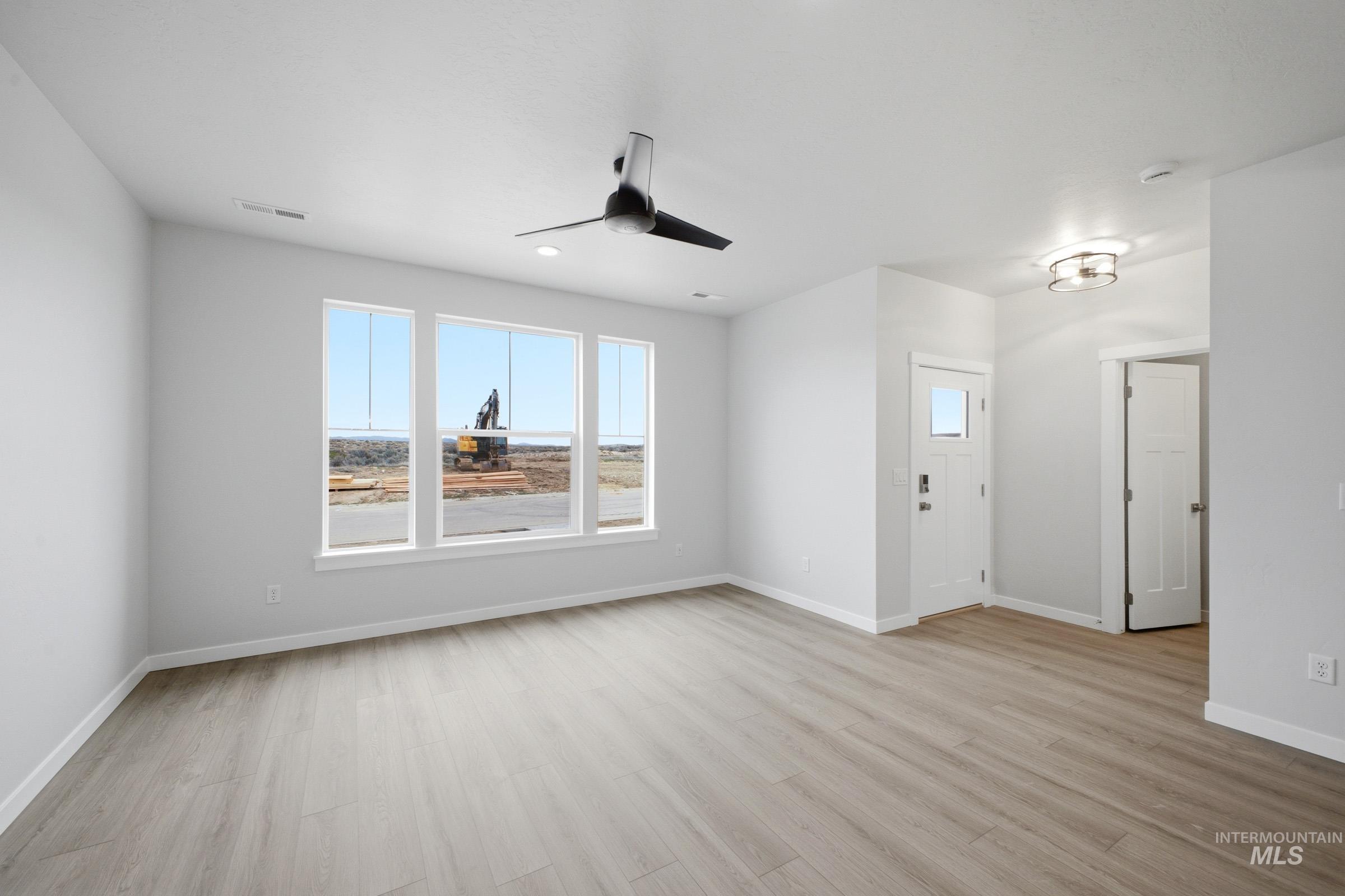 6943 S Harvest Cove Ave, Boise, Idaho 83709, 3 Bedrooms, 2.5 Bathrooms, Residential For Sale, Price $484,990, 98978457