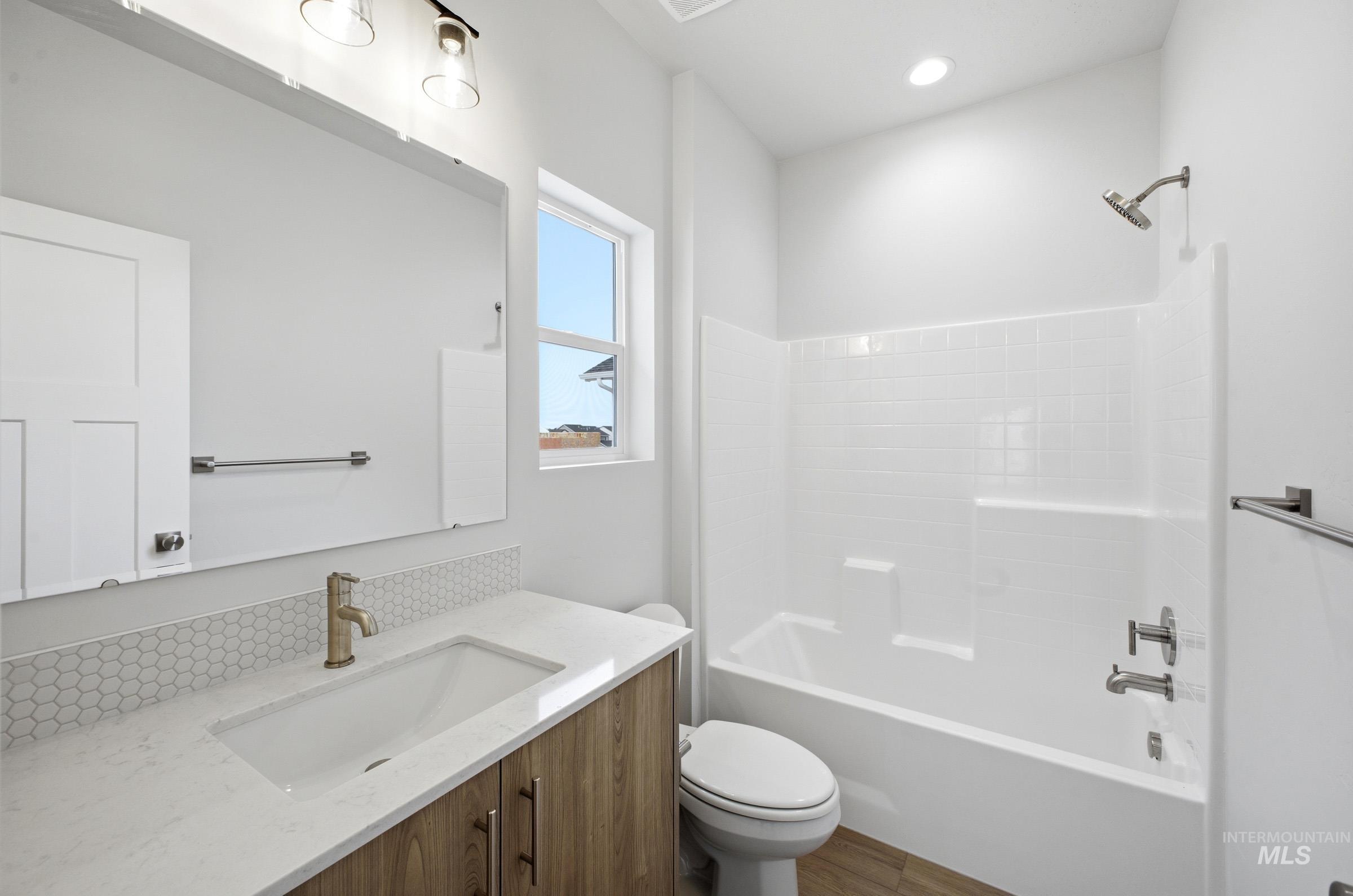 6943 S Harvest Cove Ave, Boise, Idaho 83709, 3 Bedrooms, 2.5 Bathrooms, Residential For Sale, Price $484,990, 98978457