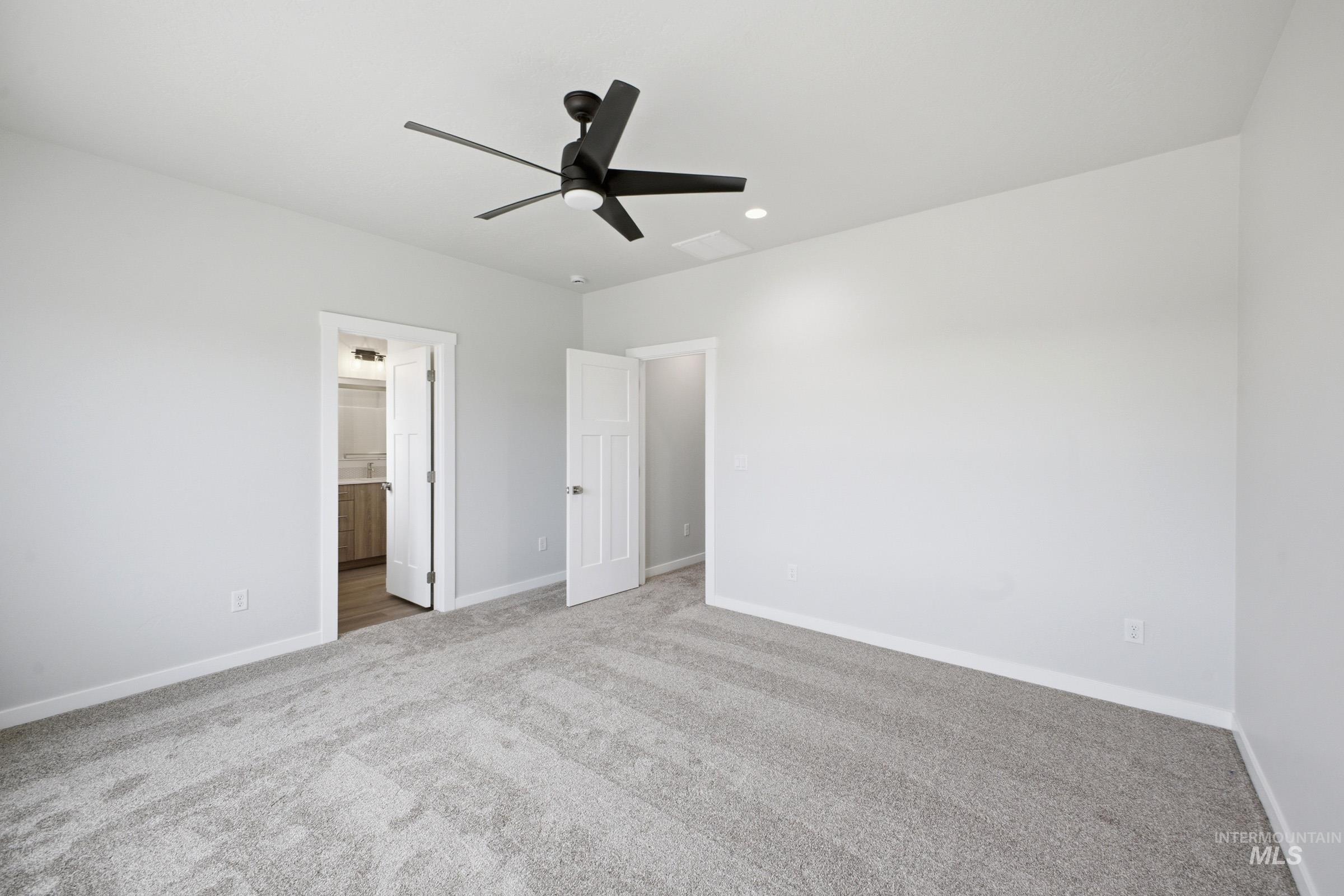 6943 S Harvest Cove Ave, Boise, Idaho 83709, 3 Bedrooms, 2.5 Bathrooms, Residential For Sale, Price $484,990, 98978457