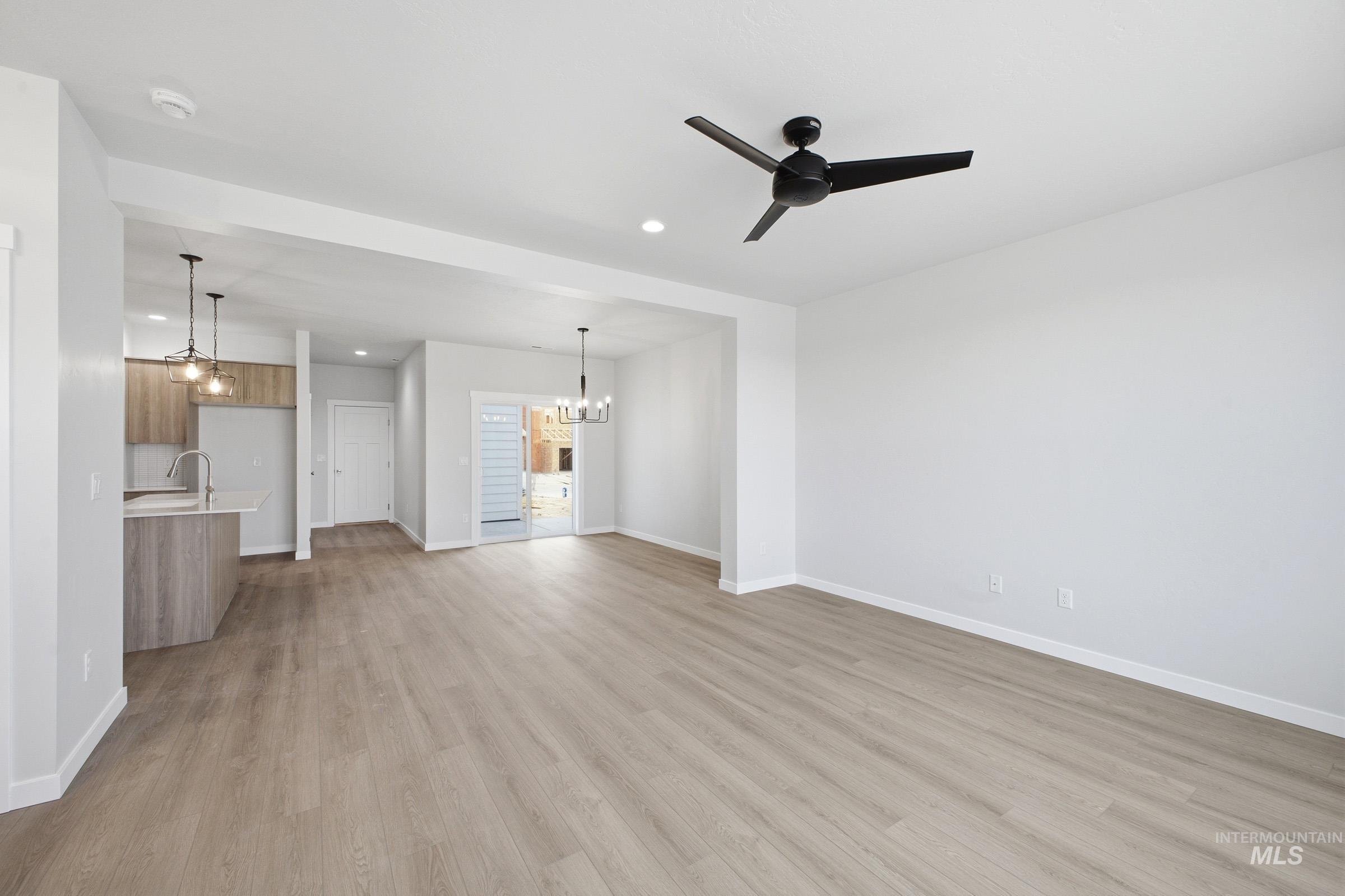 6943 S Harvest Cove Ave, Boise, Idaho 83709, 3 Bedrooms, 2.5 Bathrooms, Residential For Sale, Price $484,990, 98978457