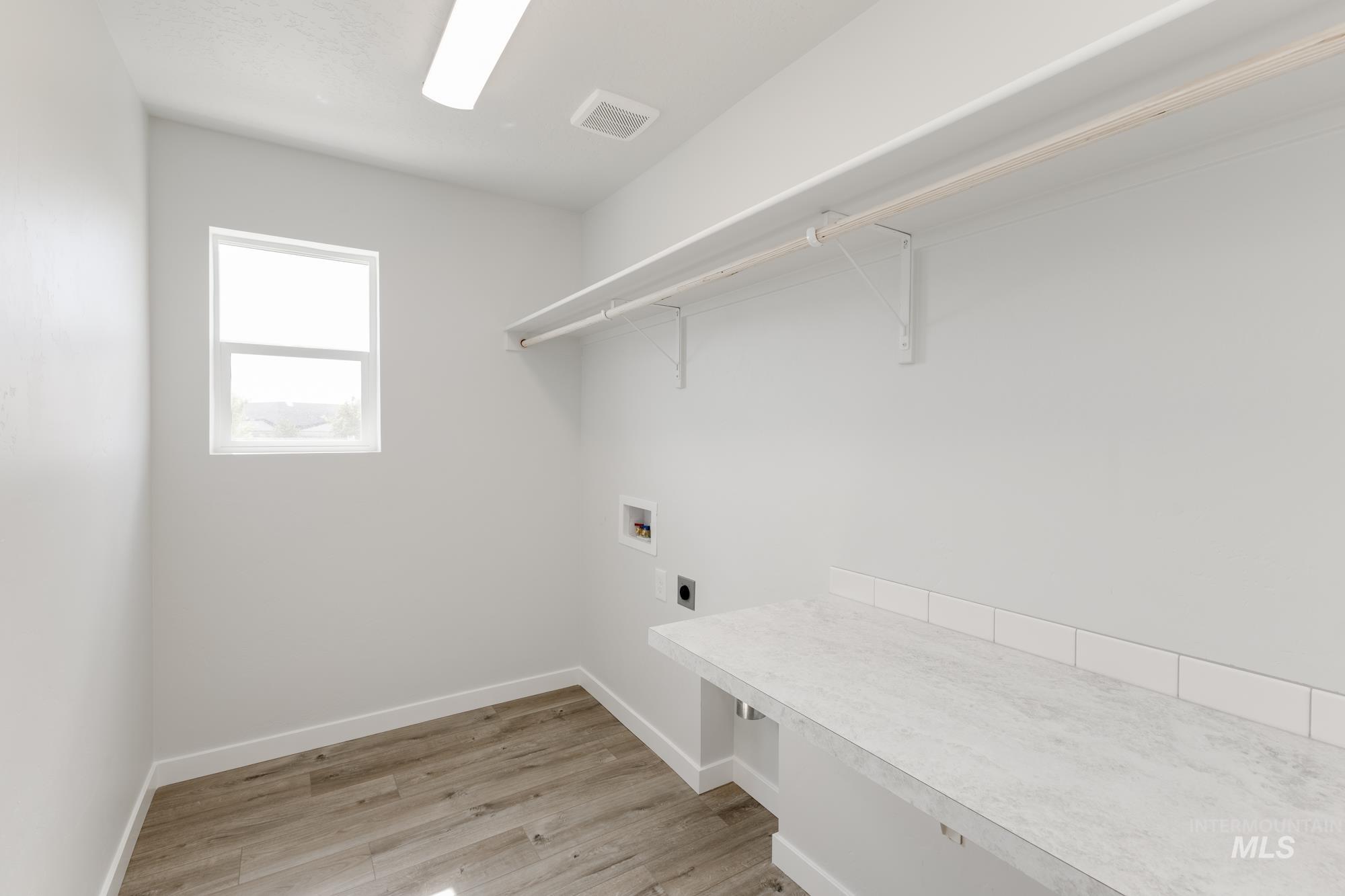 3856 W Piscina Dr, Meridian, Idaho 83642, 4 Bedrooms, 3 Bathrooms, Residential For Sale, Price $644,990,MLS 98978458