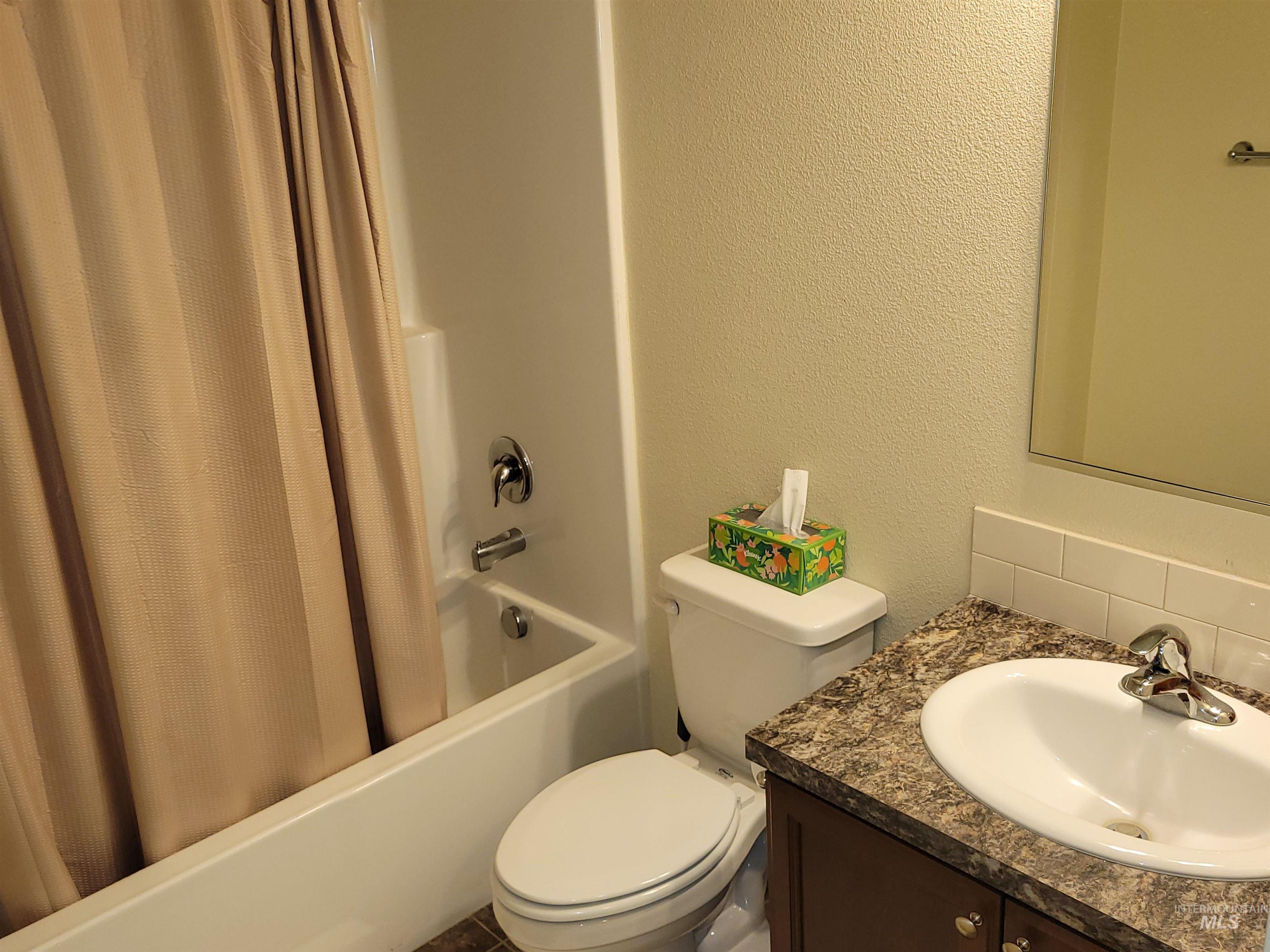 160 Pine Valley Drive, Cascade, Idaho 83611, 2 Bedrooms, 2 Bathrooms, Residential For Sale, Price $579,900,MLS 98978460