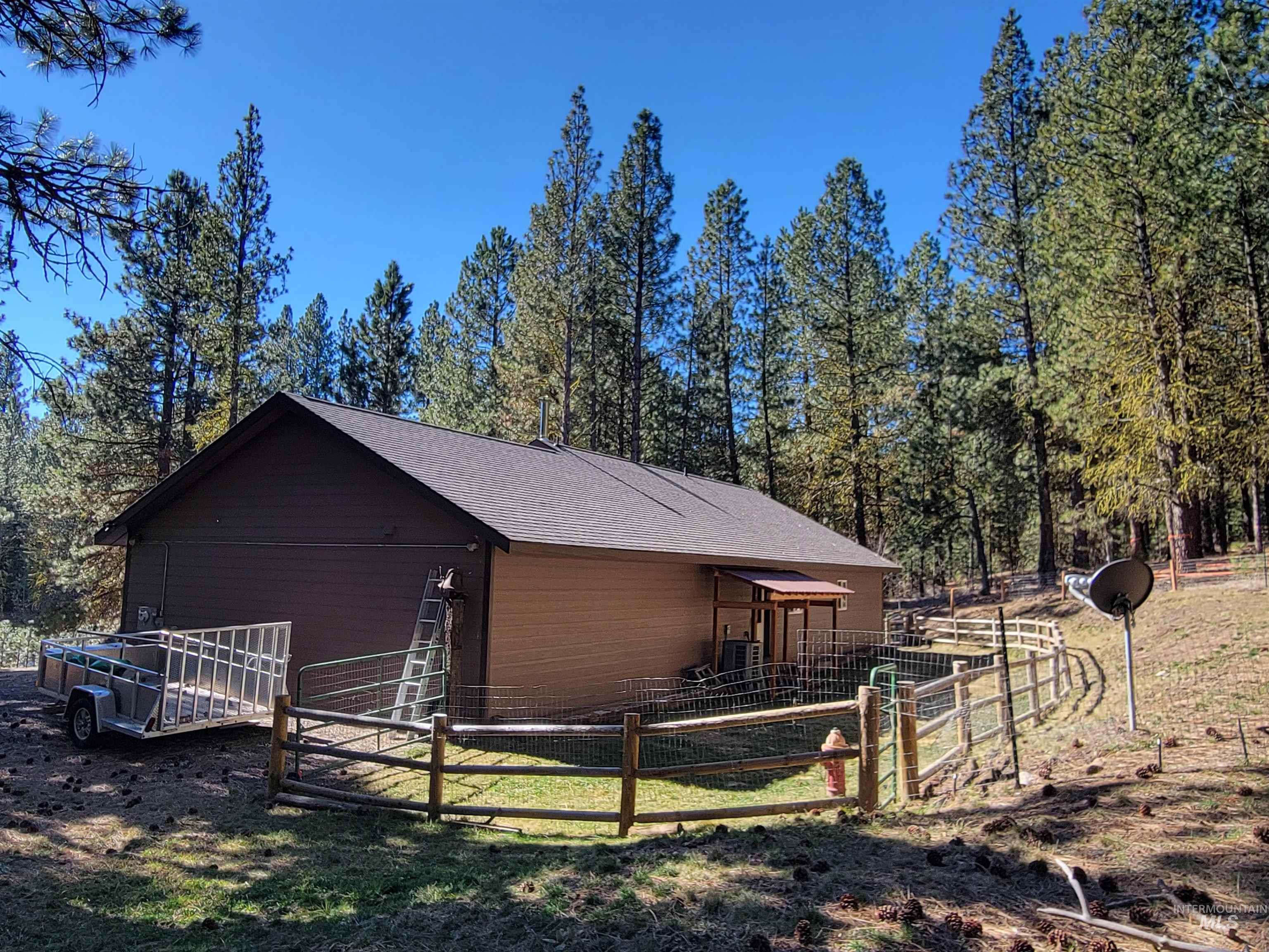 160 Pine Valley Drive, Cascade, Idaho 83611, 2 Bedrooms, 2 Bathrooms, Residential For Sale, Price $579,900,MLS 98978460