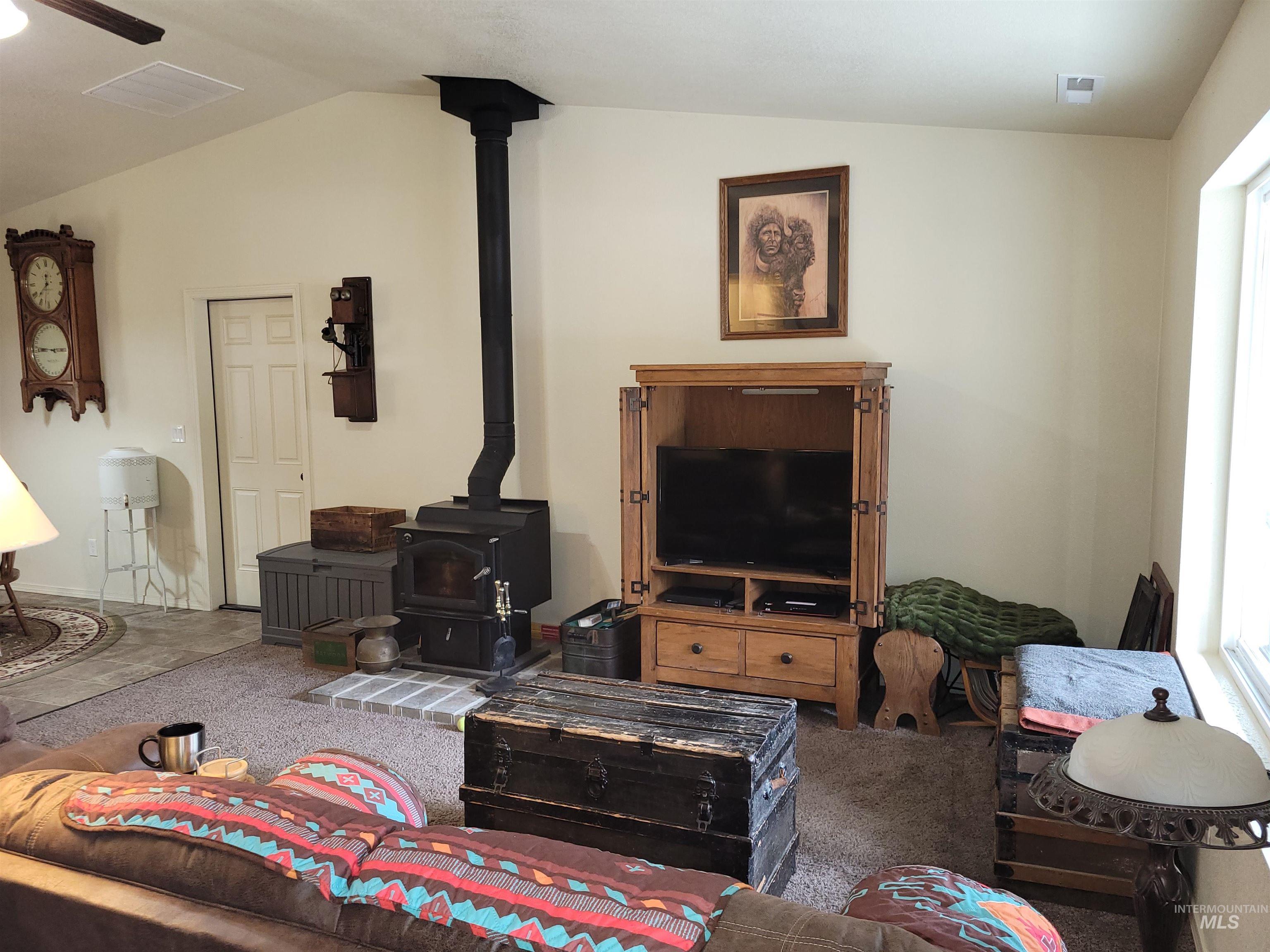 160 Pine Valley Drive, Cascade, Idaho 83611, 2 Bedrooms, 2 Bathrooms, Residential For Sale, Price $579,900,MLS 98978460