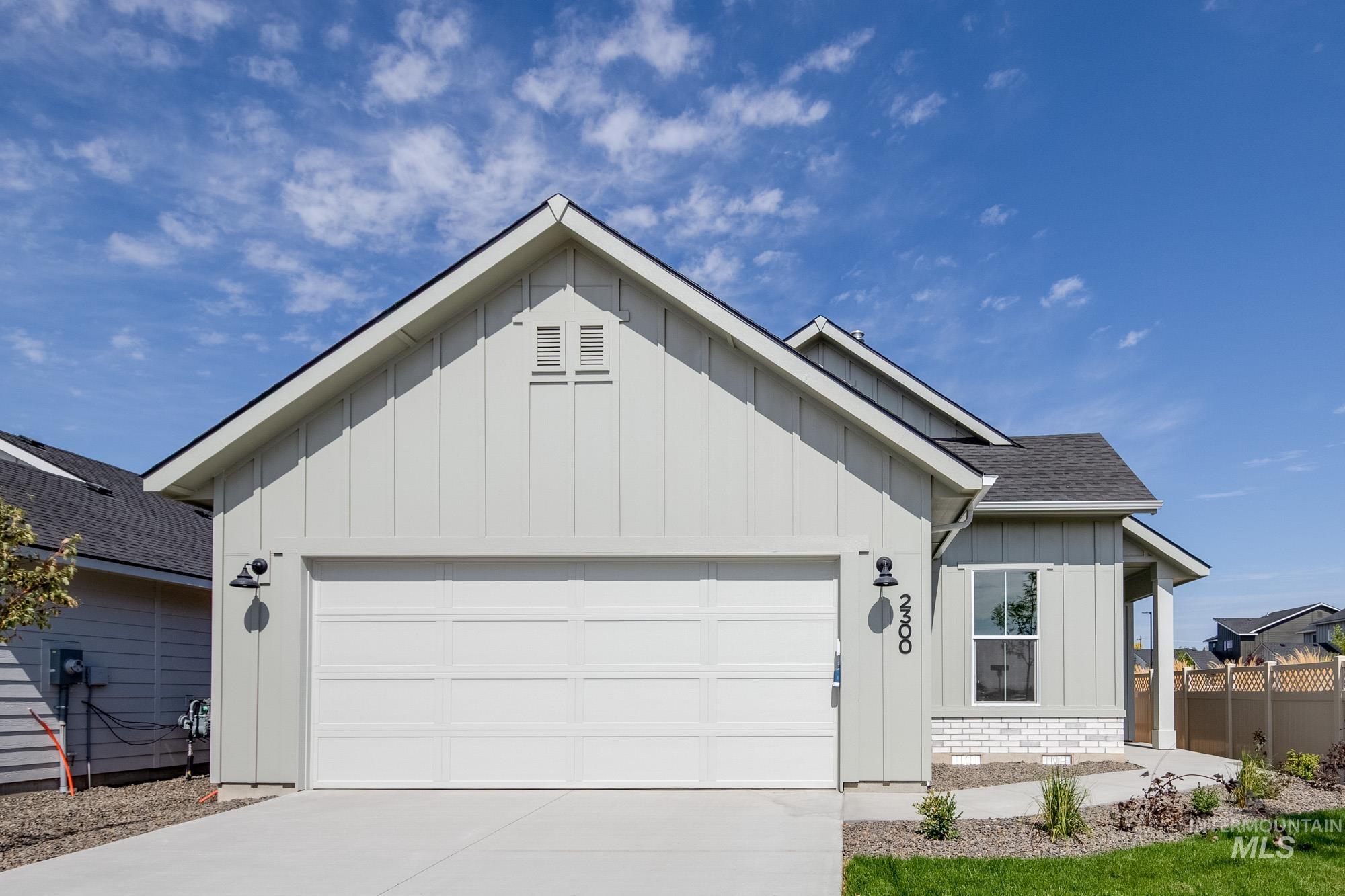 2228 S Border Way, Meridian, Idaho 83642, 3 Bedrooms, 2 Bathrooms, Residential For Sale, Price $419,990,MLS 98978461