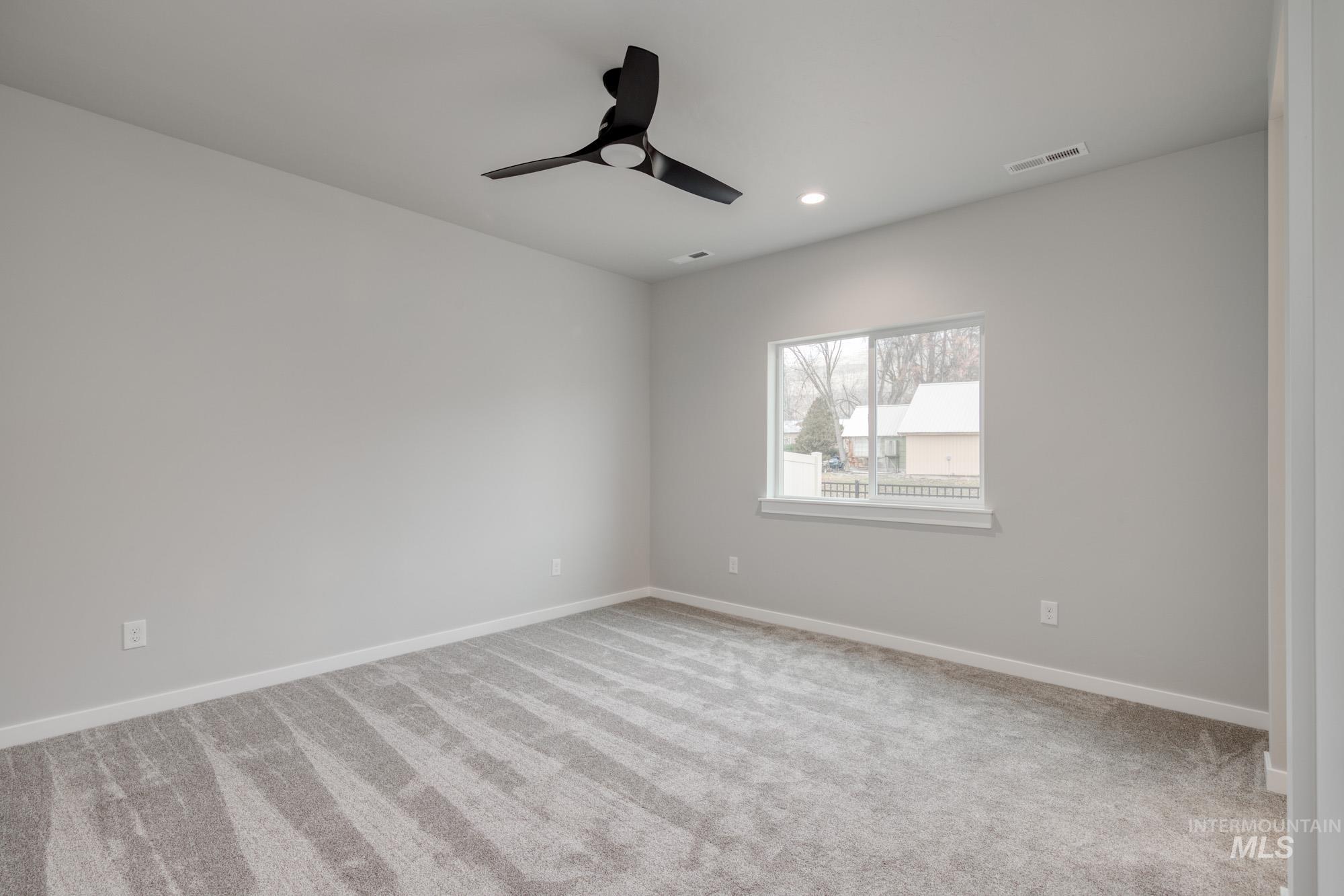 2228 S Border Way, Meridian, Idaho 83642, 3 Bedrooms, 2 Bathrooms, Residential For Sale, Price $419,990,MLS 98978461