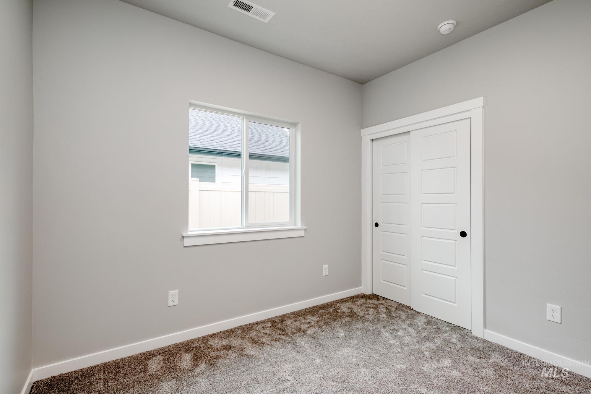 2228 S Border Way, Meridian, Idaho 83642, 3 Bedrooms, 2 Bathrooms, Residential For Sale, Price $419,990,MLS 98978461