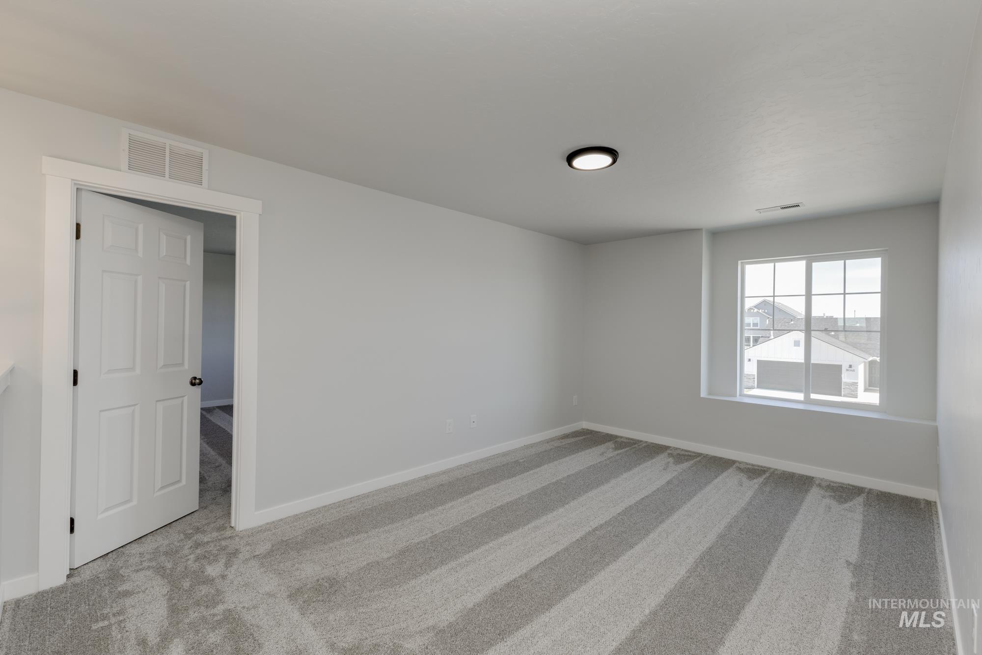 1162 W Cub River Dr, Meridian, Idaho 83642, 5 Bedrooms, 2.5 Bathrooms, Residential For Sale, Price $604,990,MLS 98978462