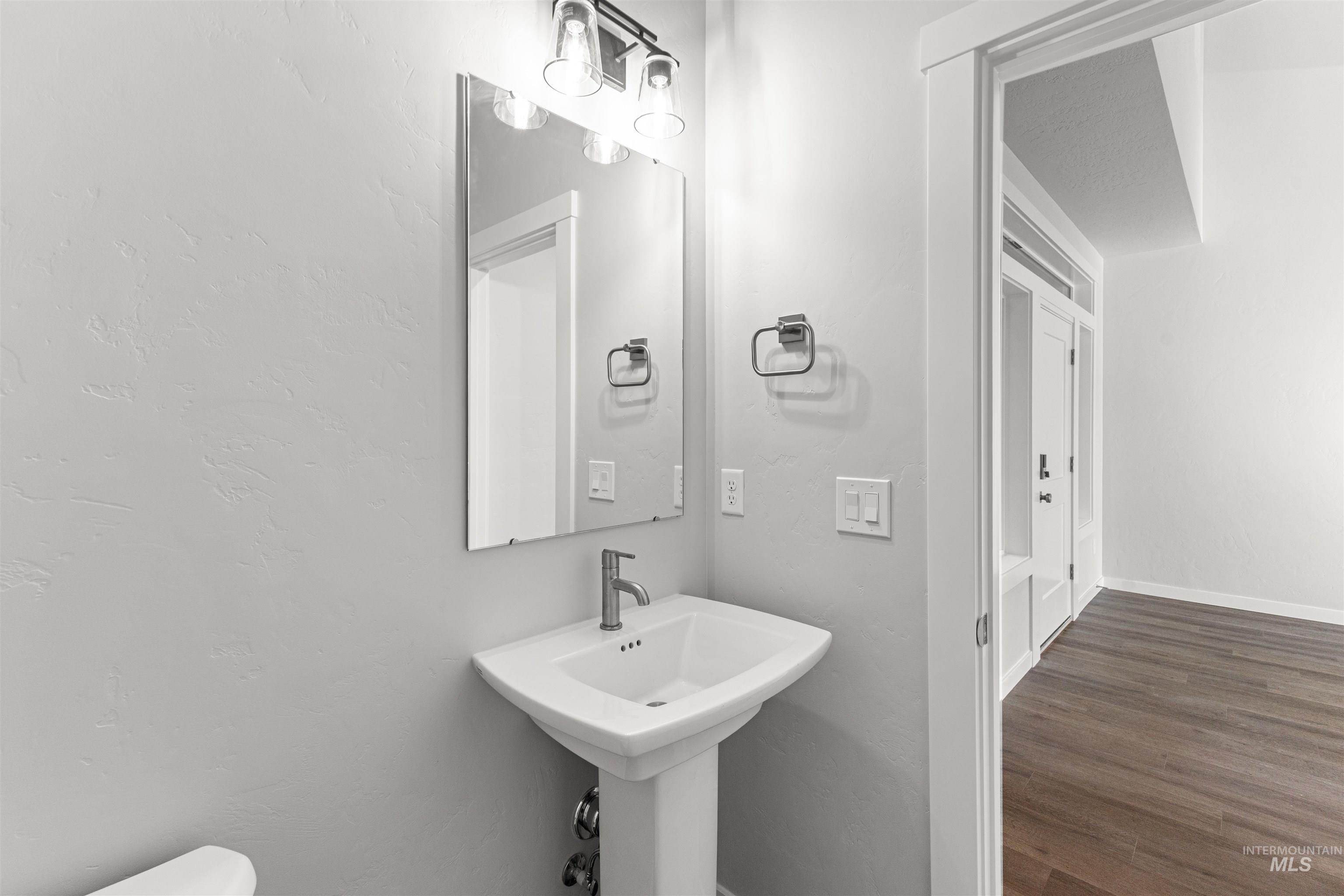 1193 W Cub River Dr, Meridian, Idaho 83642, 5 Bedrooms, 4.5 Bathrooms, Residential For Sale, Price $774,990, 98978463