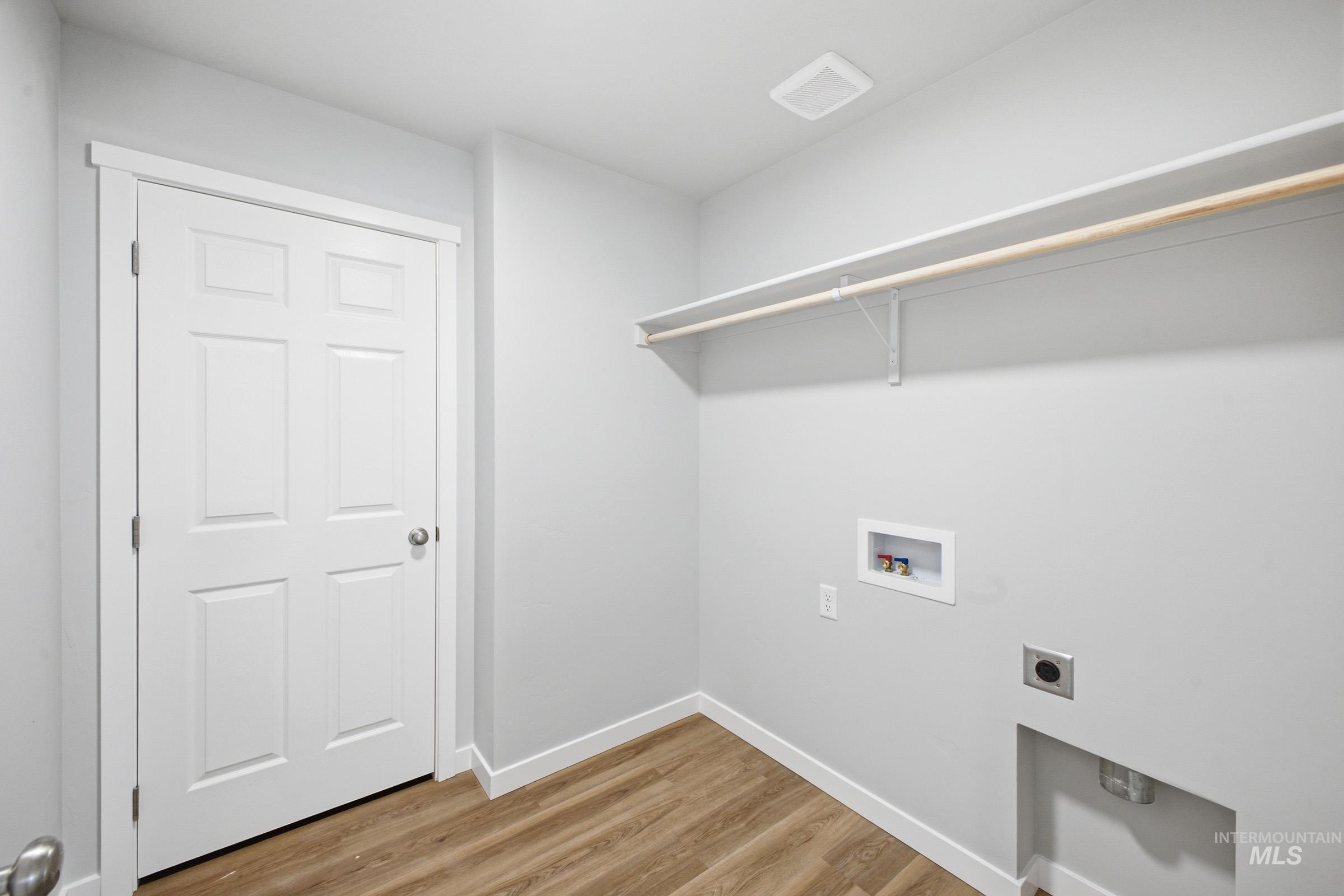 13702 Inman Ct, Caldwell, Idaho 83607, 5 Bedrooms, 3 Bathrooms, Residential For Sale, Price $469,990,MLS 98978465