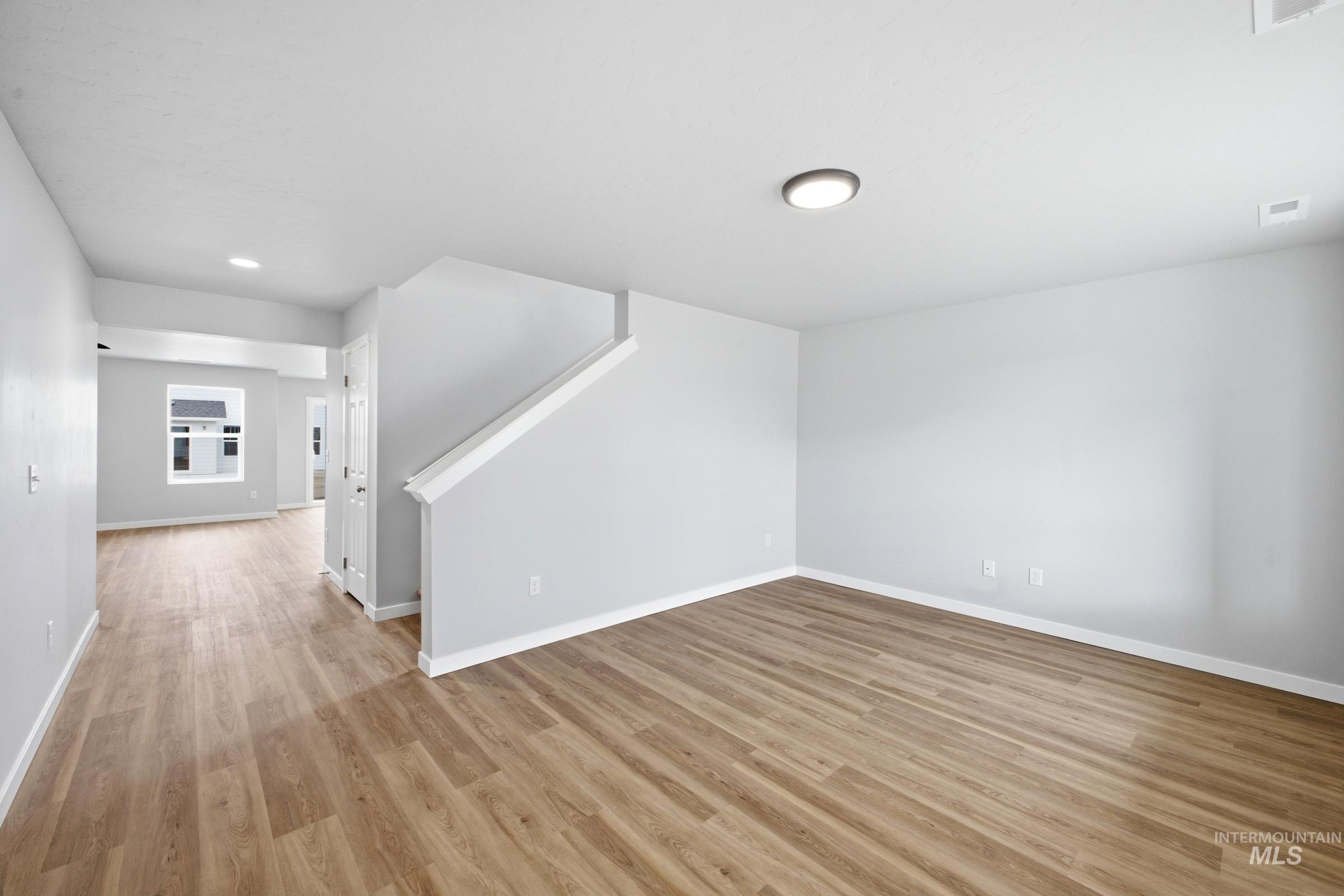 13702 Inman Ct, Caldwell, Idaho 83607, 5 Bedrooms, 3 Bathrooms, Residential For Sale, Price $469,990,MLS 98978465