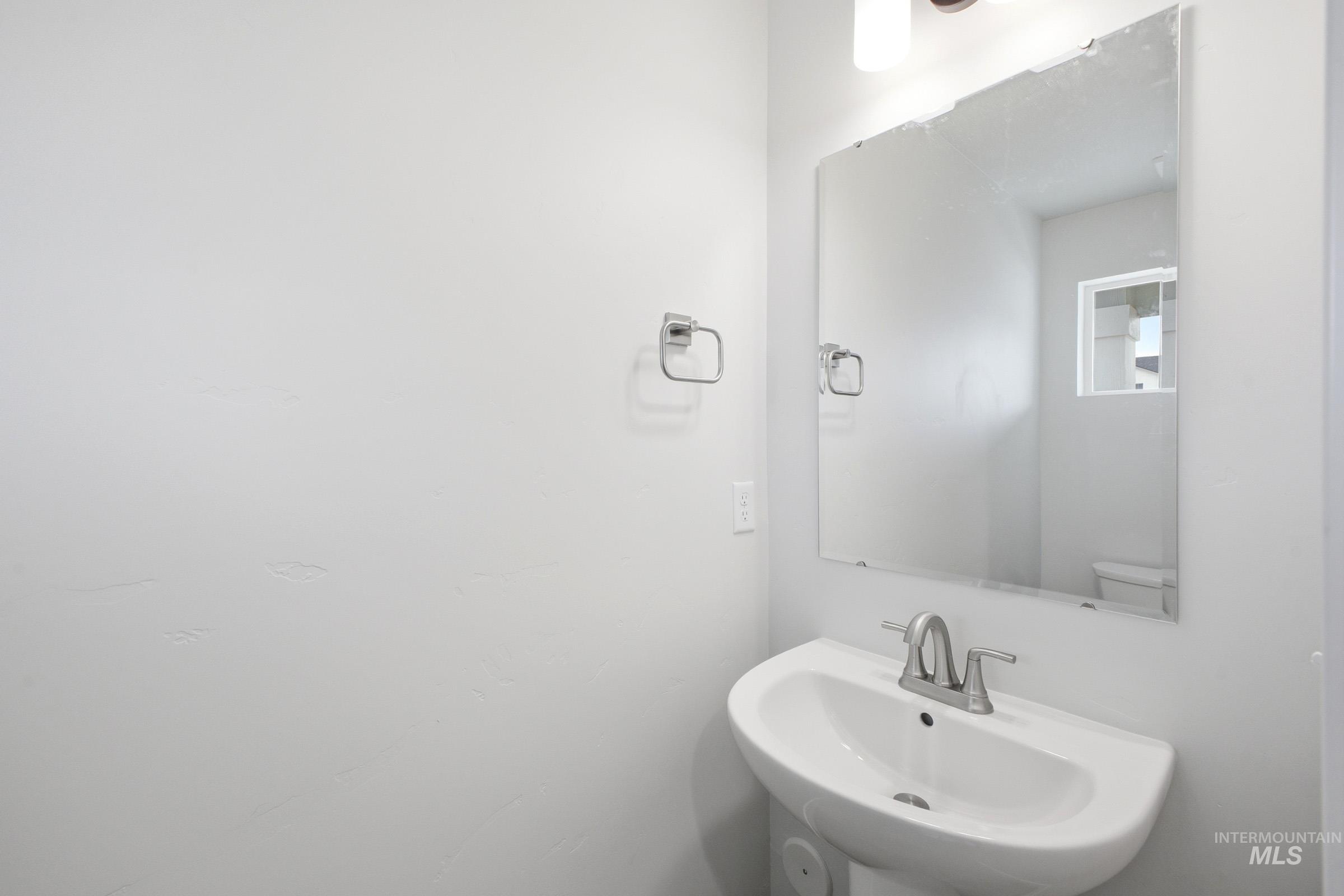 13718 Inman Ct, Caldwell, Idaho 83607, 3 Bedrooms, 2.5 Bathrooms, Residential For Sale, Price $444,990,MLS 98978467