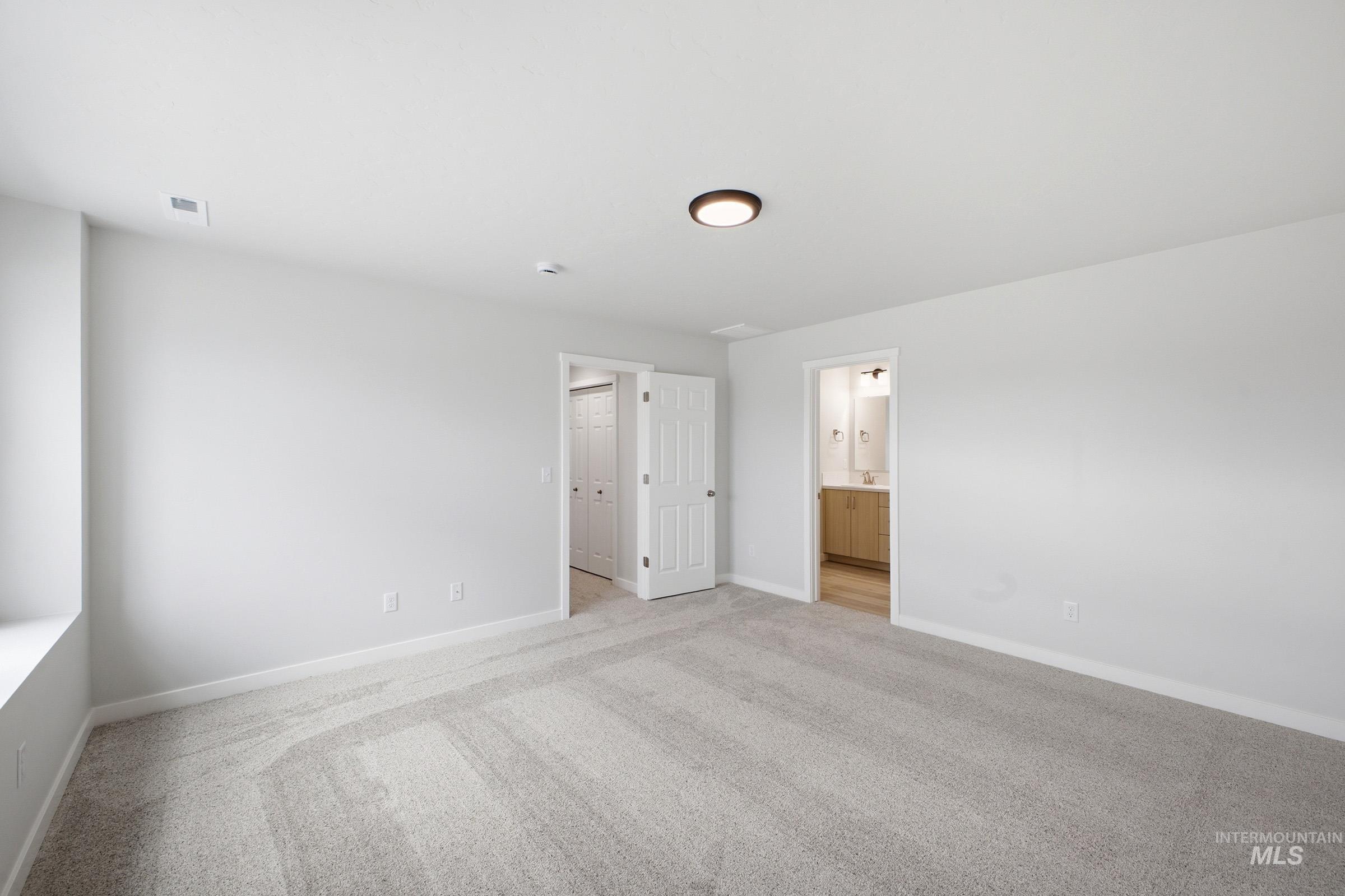 13718 Inman Ct, Caldwell, Idaho 83607, 3 Bedrooms, 2.5 Bathrooms, Residential For Sale, Price $444,990,MLS 98978467