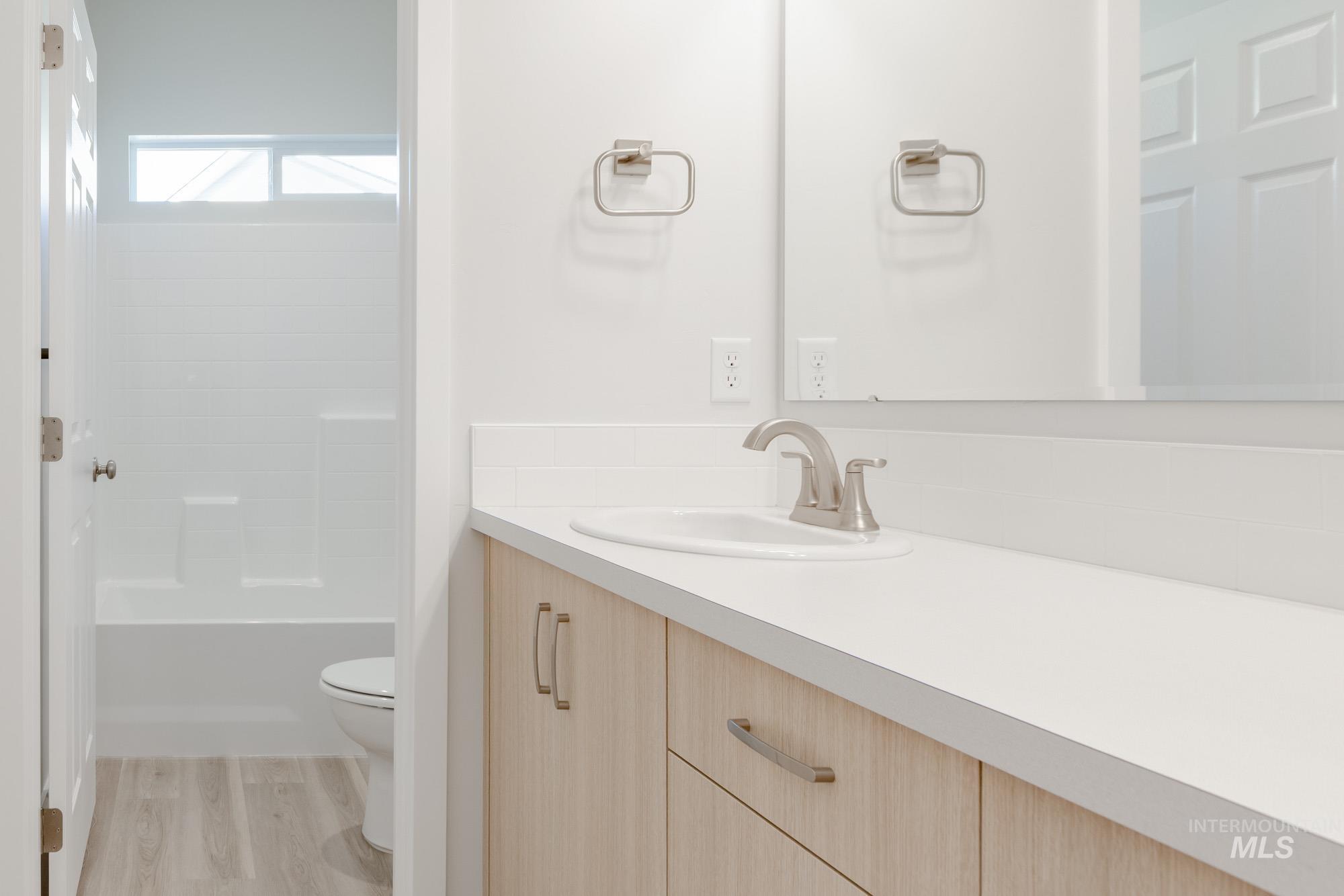 13672 Redway Ct, Caldwell, Idaho 83607, 5 Bedrooms, 4.5 Bathrooms, Residential For Sale, Price $669,990, 98978468