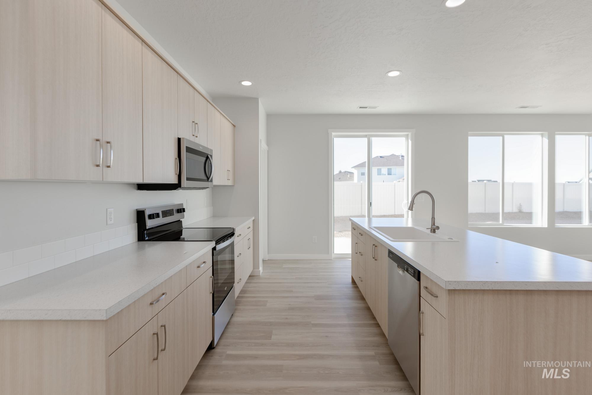 13672 Redway Ct, Caldwell, Idaho 83607, 5 Bedrooms, 4.5 Bathrooms, Residential For Sale, Price $669,990, 98978468