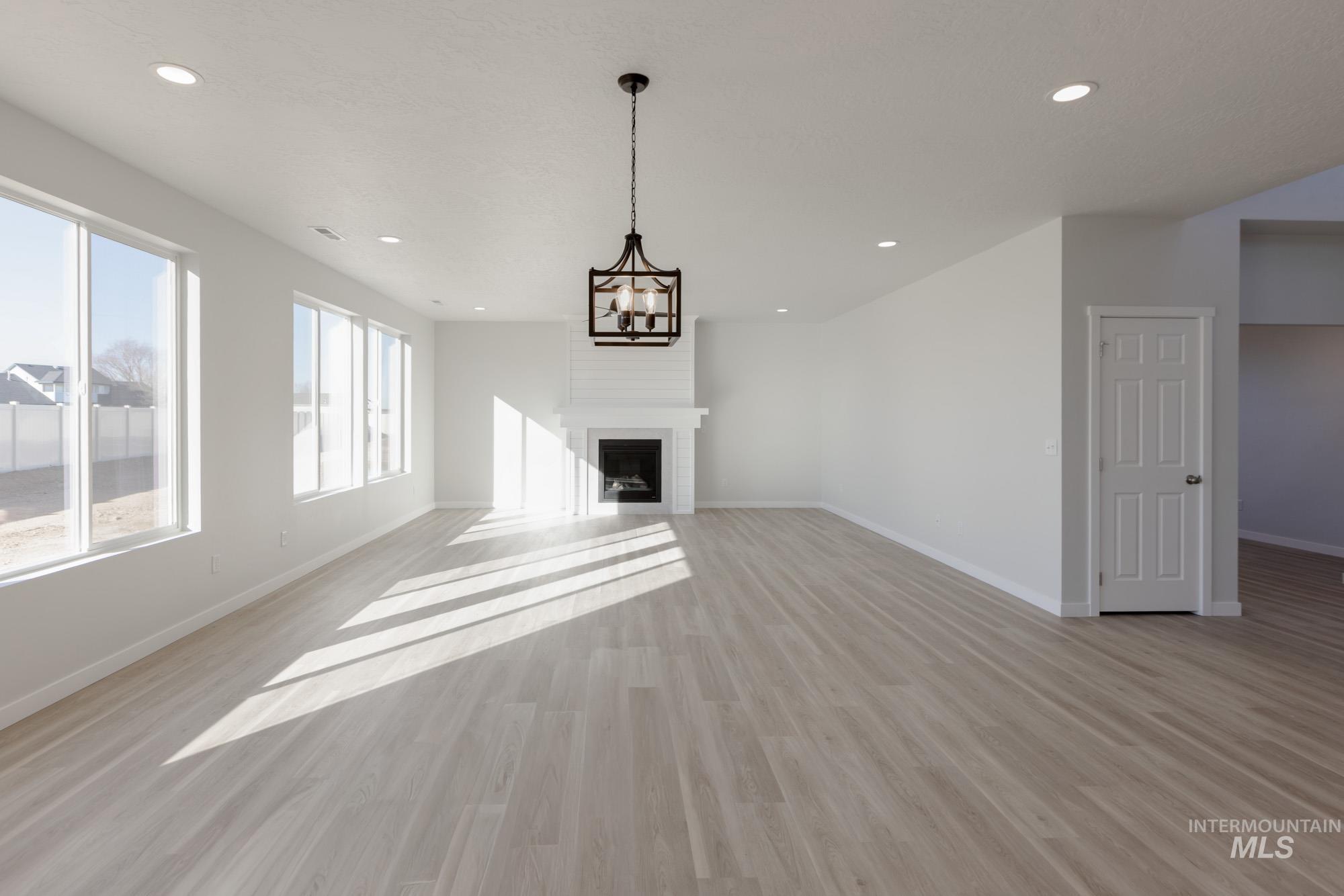 13672 Redway Ct, Caldwell, Idaho 83607, 5 Bedrooms, 4.5 Bathrooms, Residential For Sale, Price $669,990, 98978468