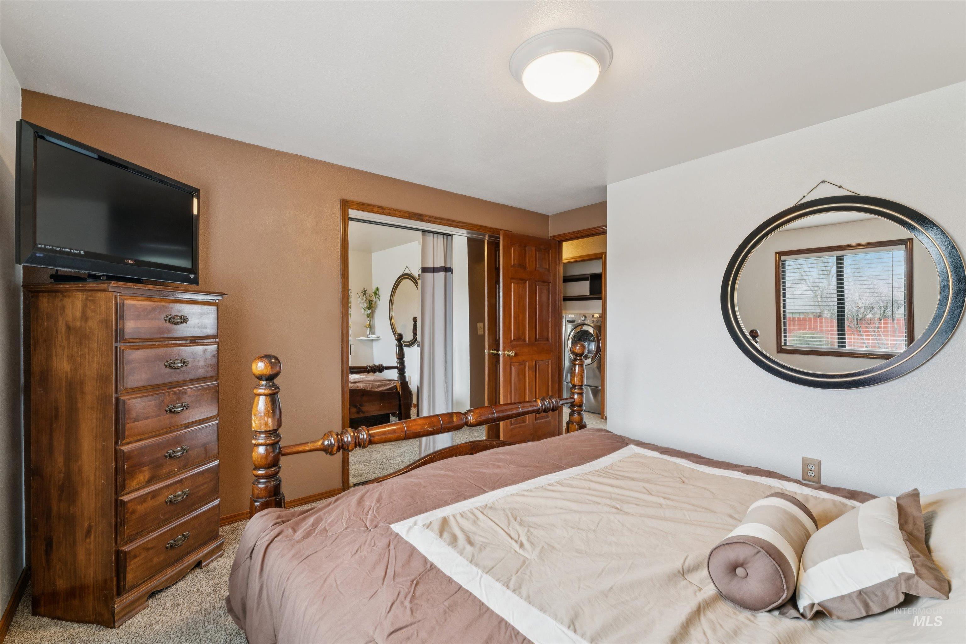 4789 N Bluegrass Ave, Boise, Idaho 83703, 3 Bedrooms, 2 Bathrooms, Residential For Sale, Price $450,000,MLS 98978469