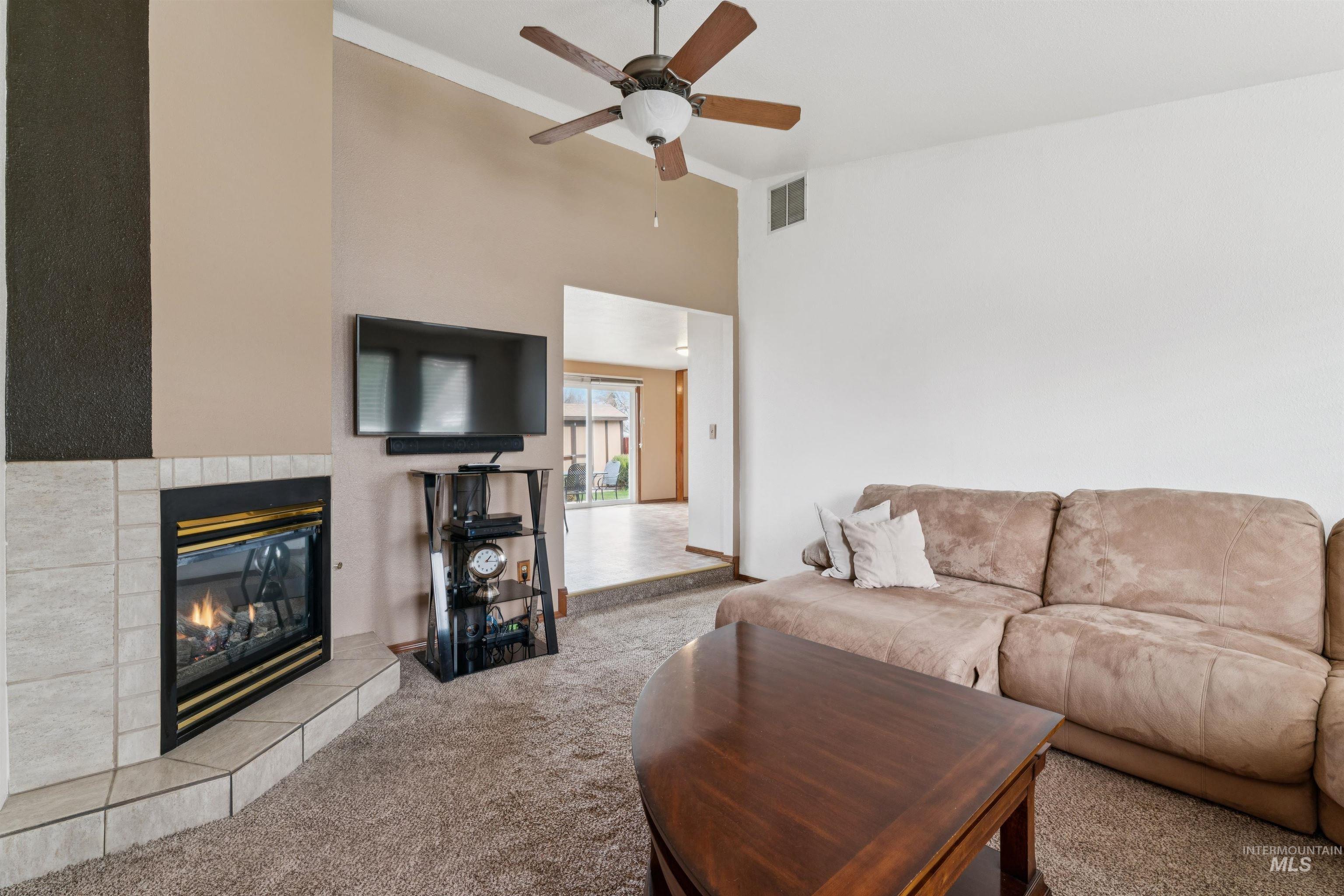 4789 N Bluegrass Ave, Boise, Idaho 83703, 3 Bedrooms, 2 Bathrooms, Residential For Sale, Price $450,000,MLS 98978469