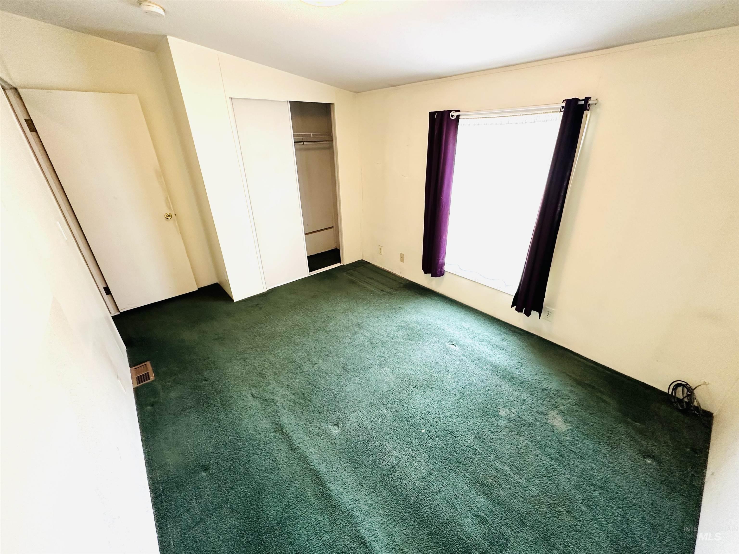 1304 Young Field Ave, Jordan Valley, Oregon 97910, 4 Bedrooms, 2 Bathrooms, Residential For Sale, Price $189,900,MLS 98978471