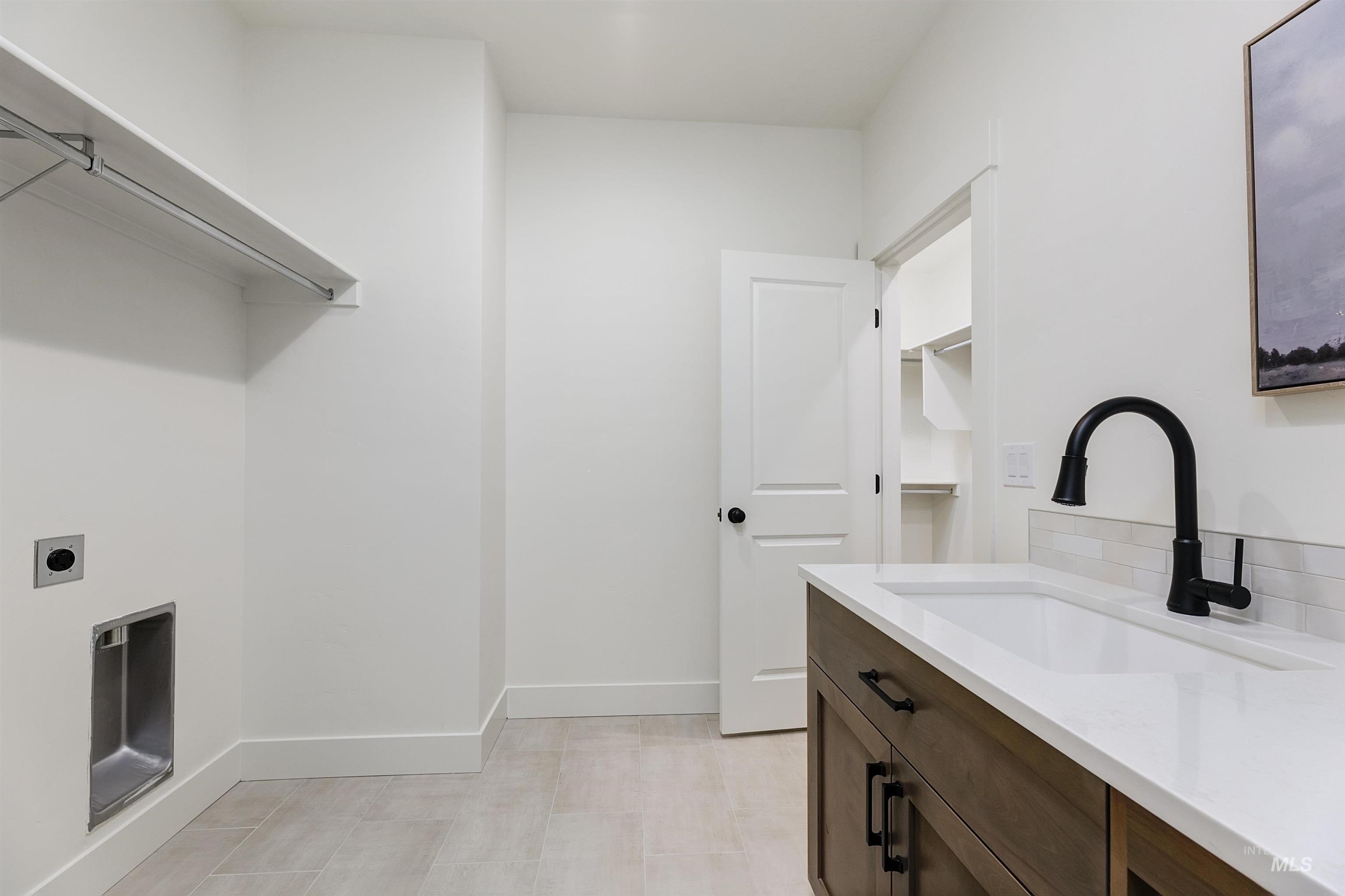 12551 S Lenora Pl., Nampa, Idaho 83686, 4 Bedrooms, 3.5 Bathrooms, Residential For Sale, Price $770,113, 98978472