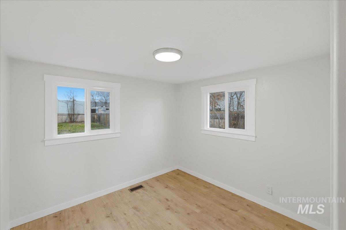 2919 S. Pond Street, Boise, Idaho 83705, 2 Bedrooms, 1 Bathroom, Residential For Sale, Price $344,900,MLS 98978474