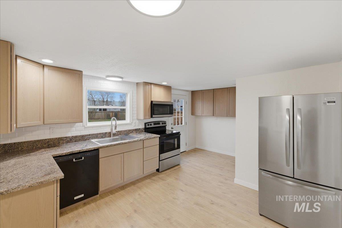 2919 S. Pond Street, Boise, Idaho 83705, 2 Bedrooms, 1 Bathroom, Residential For Sale, Price $344,900,MLS 98978474