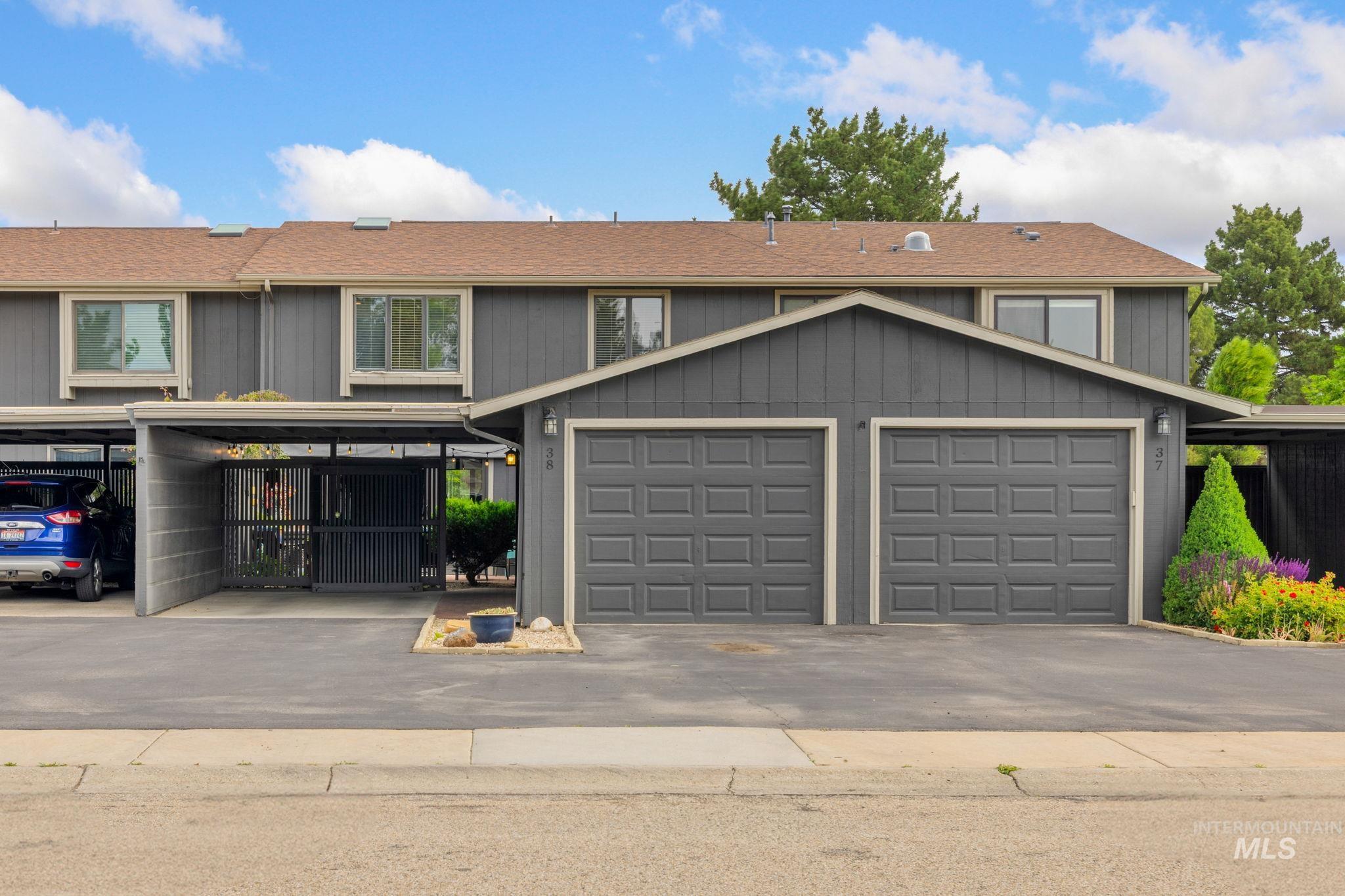4400 W Pasadena Dr, Boise, Idaho 83705, 3 Bedrooms, 2.5 Bathrooms, Residential For Sale, Price $452,999,MLS 98978476