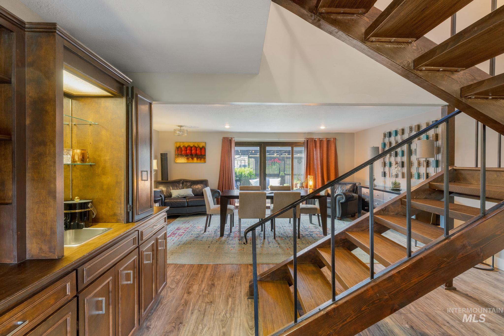 4400 W Pasadena Dr, Boise, Idaho 83705, 3 Bedrooms, 2.5 Bathrooms, Residential For Sale, Price $452,999,MLS 98978476