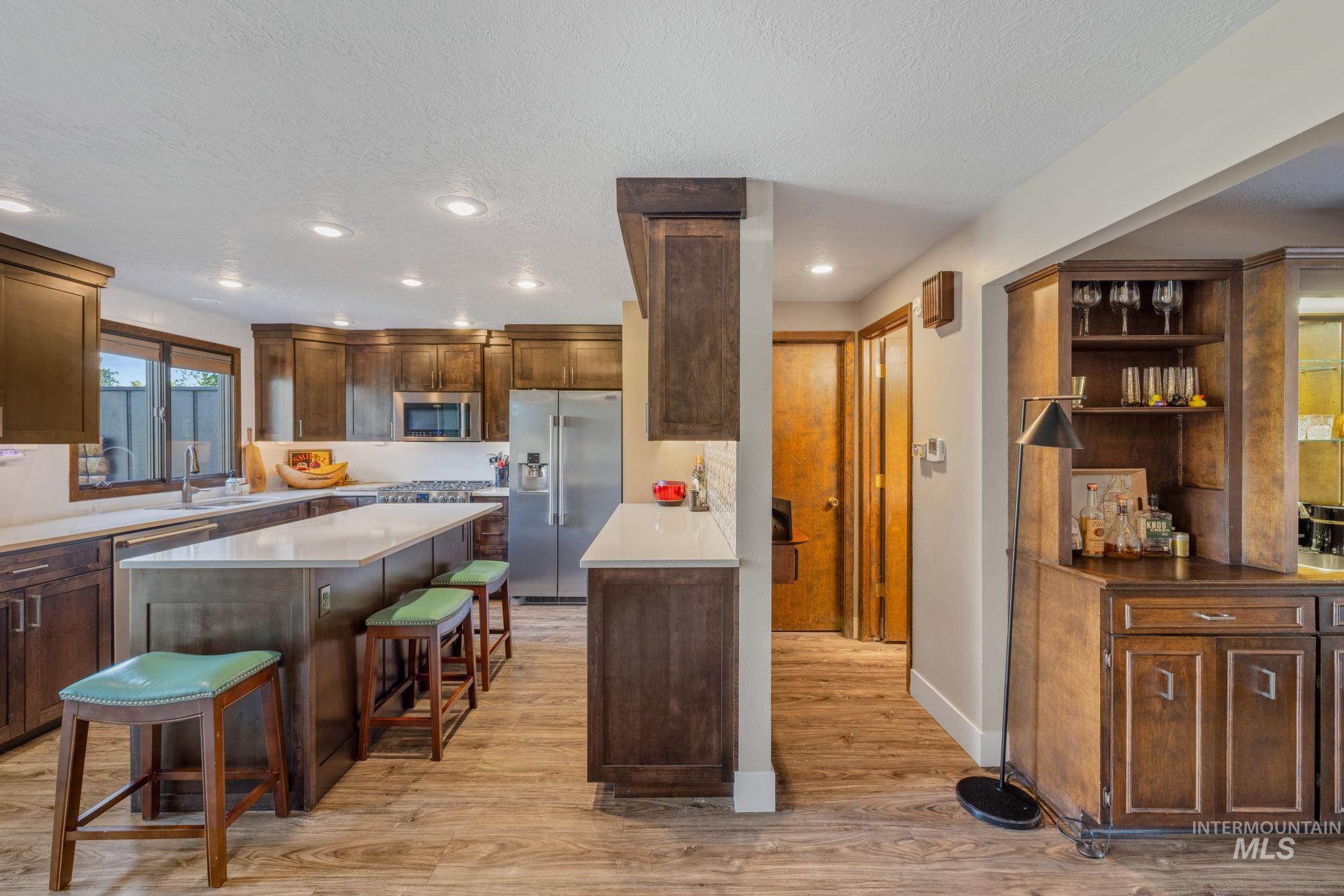 4400 W Pasadena Dr, Boise, Idaho 83705, 3 Bedrooms, 2.5 Bathrooms, Residential For Sale, Price $452,999,MLS 98978476