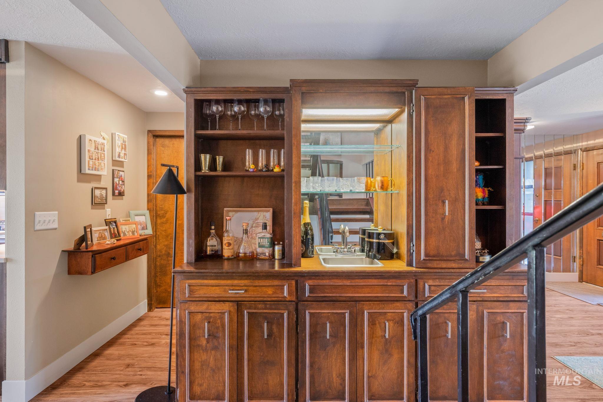 4400 W Pasadena Dr, Boise, Idaho 83705, 3 Bedrooms, 2.5 Bathrooms, Residential For Sale, Price $452,999,MLS 98978476