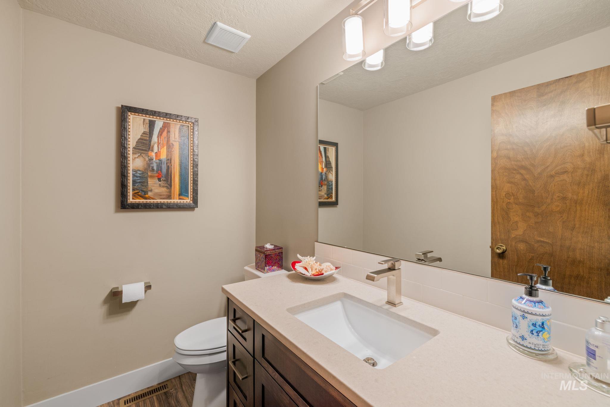 4400 W Pasadena Dr, Boise, Idaho 83705, 3 Bedrooms, 2.5 Bathrooms, Residential For Sale, Price $452,999,MLS 98978476