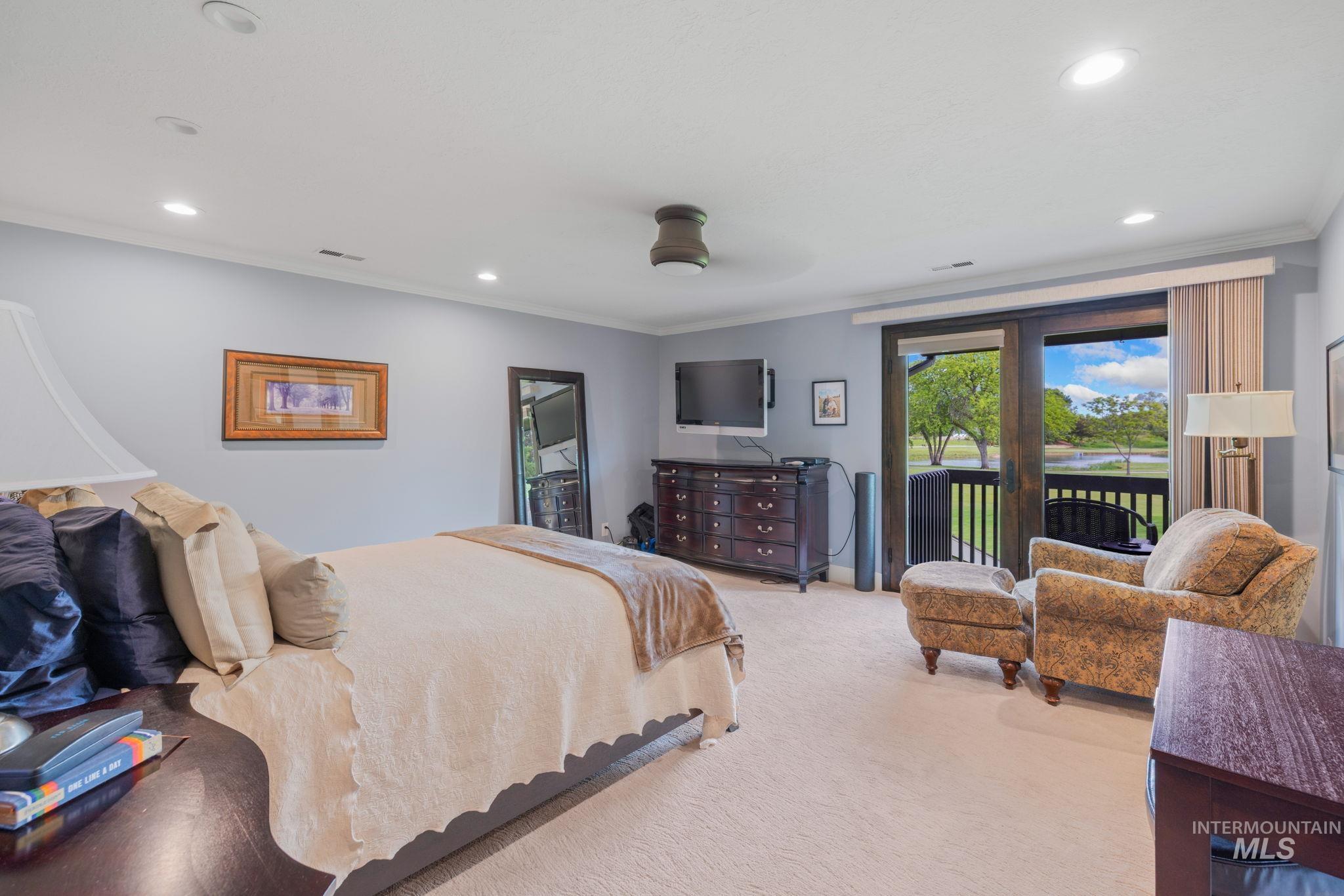 4400 W Pasadena Dr, Boise, Idaho 83705, 3 Bedrooms, 2.5 Bathrooms, Residential For Sale, Price $452,999,MLS 98978476