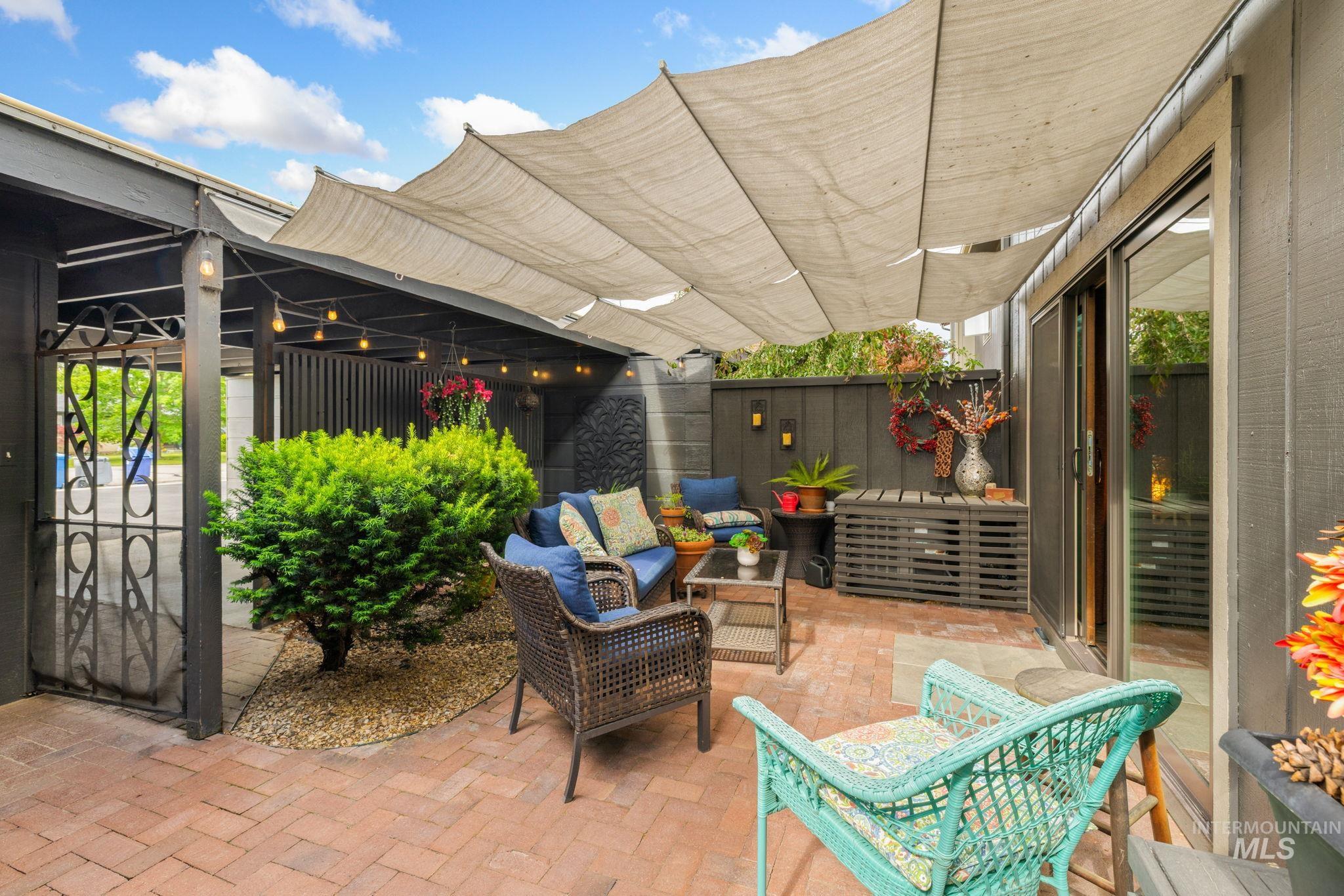 4400 W Pasadena Dr, Boise, Idaho 83705, 3 Bedrooms, 2.5 Bathrooms, Residential For Sale, Price $452,999,MLS 98978476