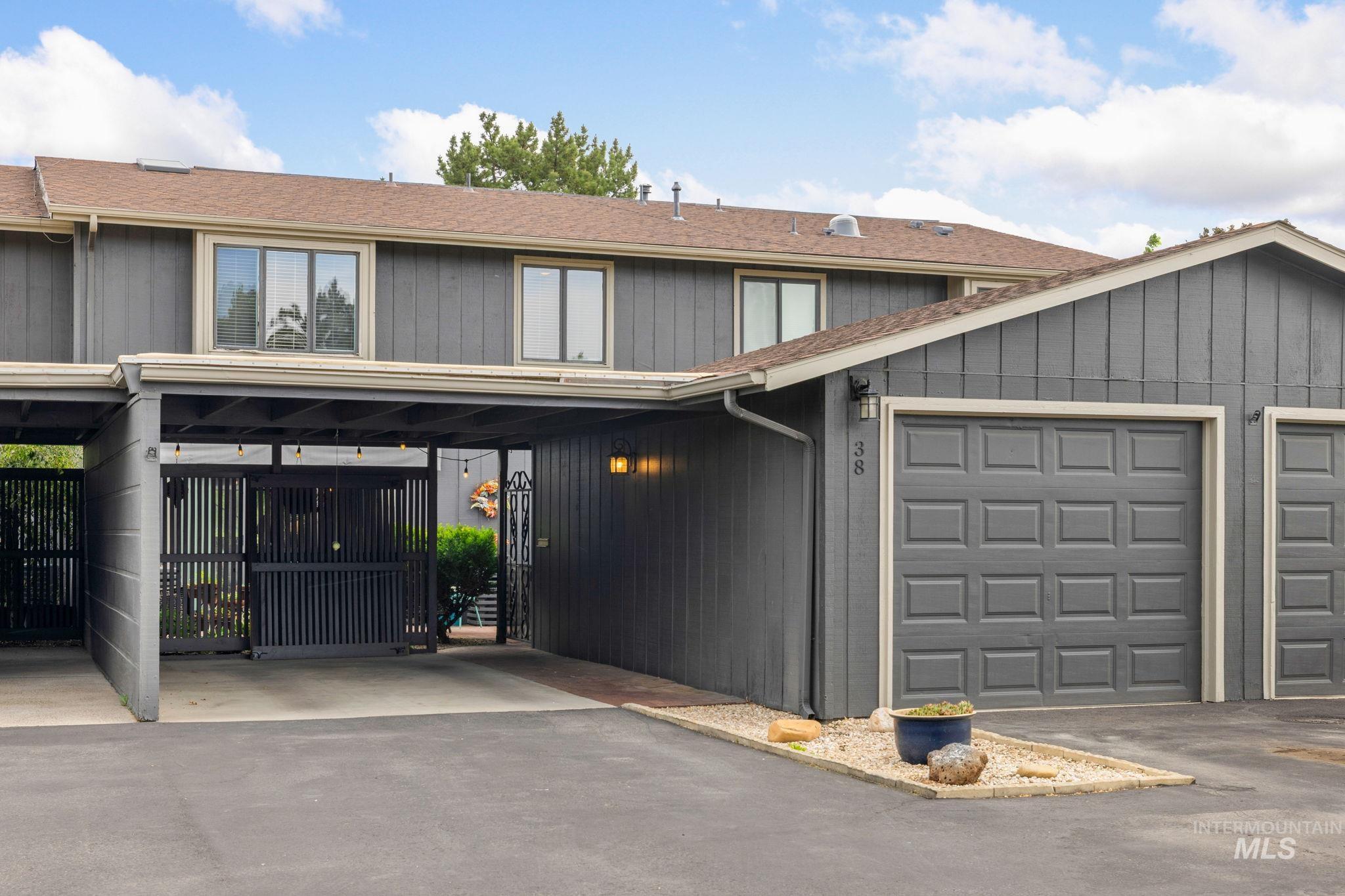 4400 W Pasadena Dr, Boise, Idaho 83705, 3 Bedrooms, 2.5 Bathrooms, Residential For Sale, Price $452,999,MLS 98978476