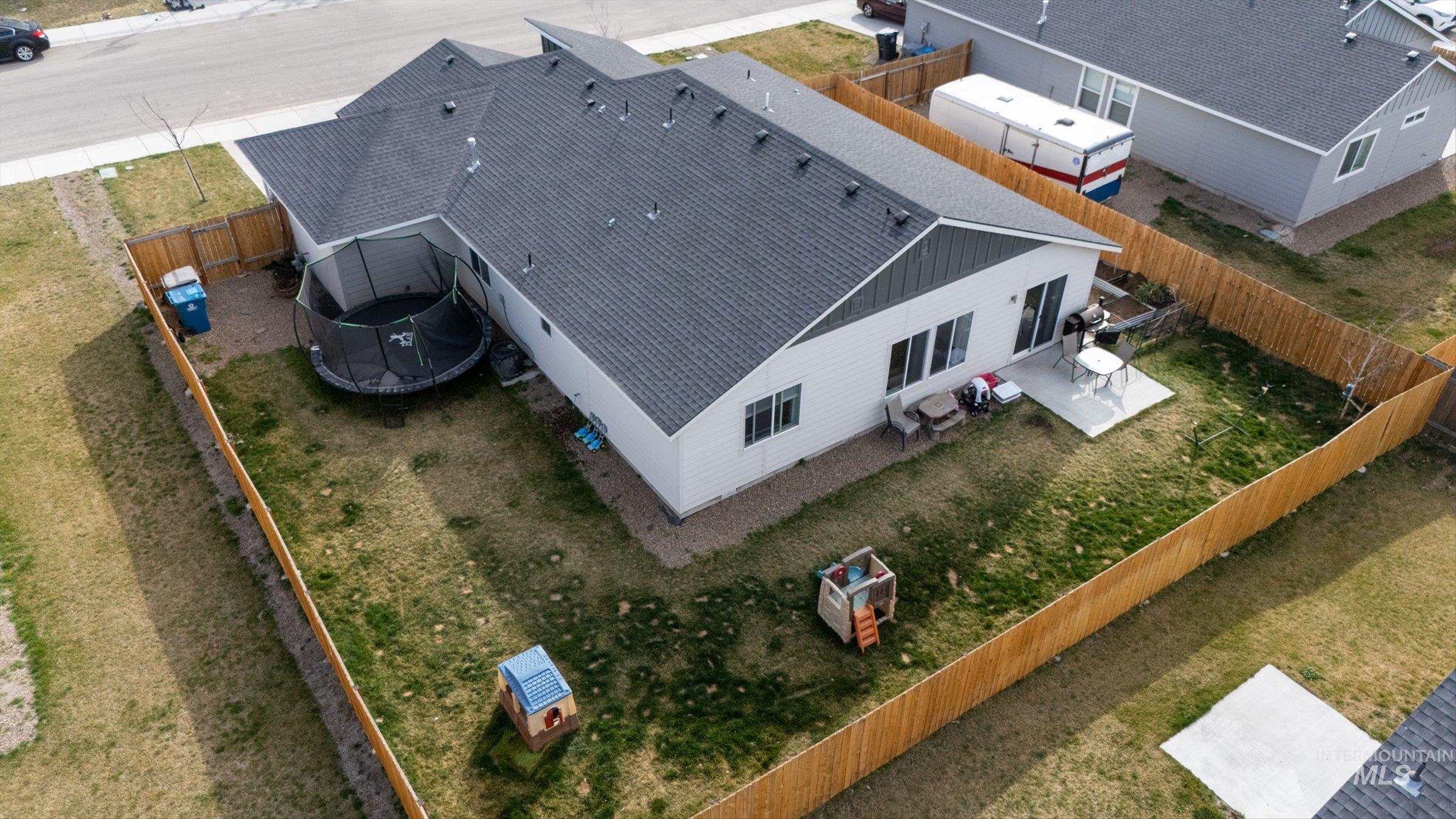 910 SW Miner St, Mountain Home, Idaho 83647, 3 Bedrooms, 2 Bathrooms, Residential For Sale, Price $387,000, 98978478