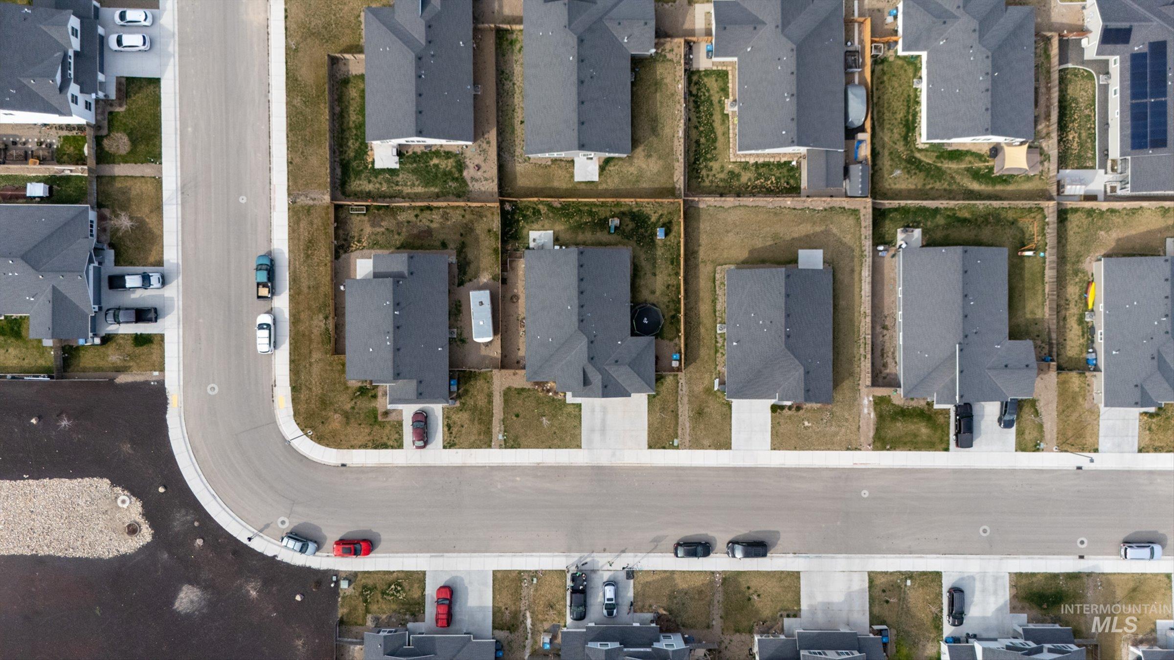 910 SW Miner St, Mountain Home, Idaho 83647, 3 Bedrooms, 2 Bathrooms, Residential For Sale, Price $387,000, 98978478