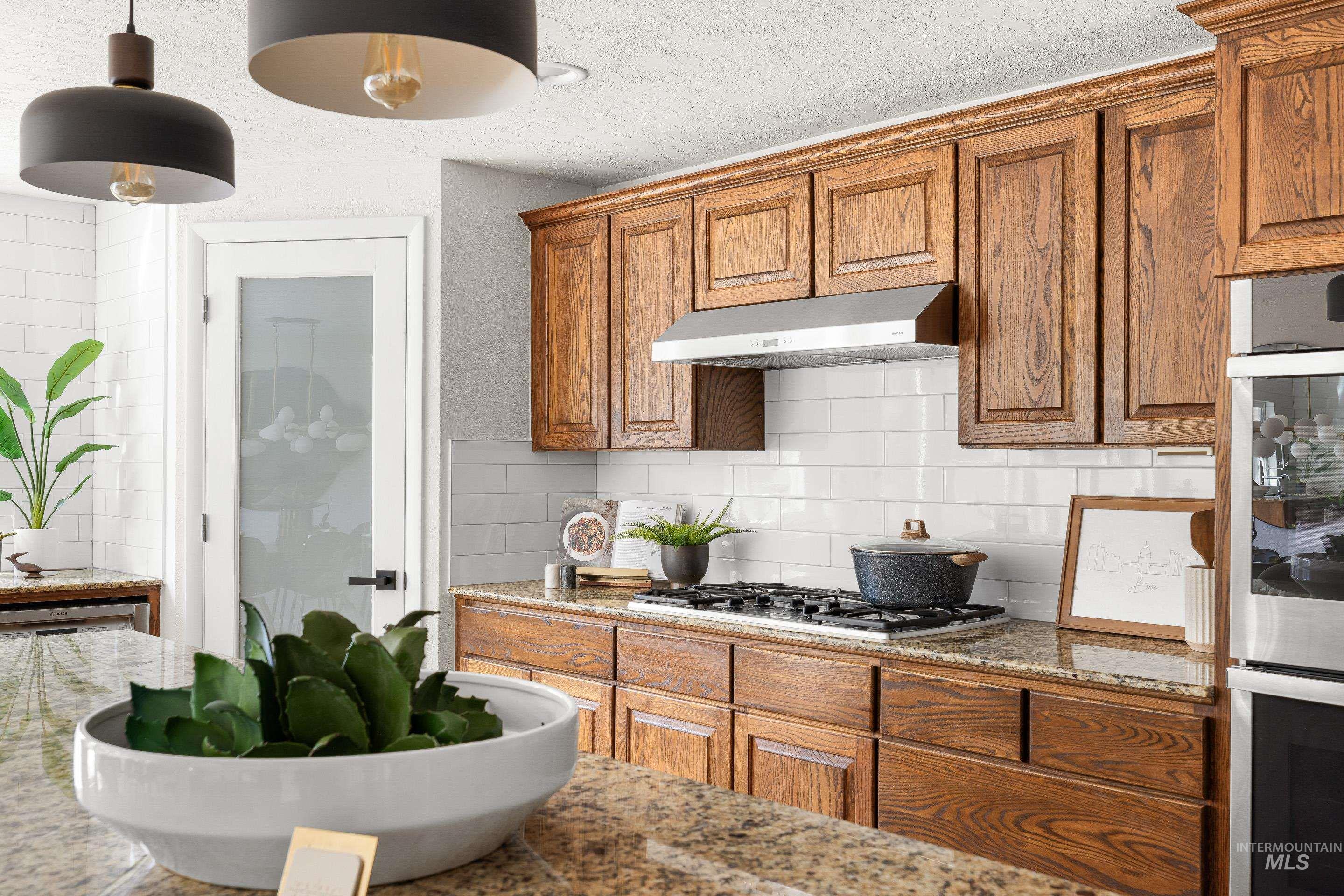 4747 N Mountain View Dr, Boise, Idaho 83704, 4 Bedrooms, 4 Bathrooms, Residential For Sale, Price $1,199,000,MLS 98978482