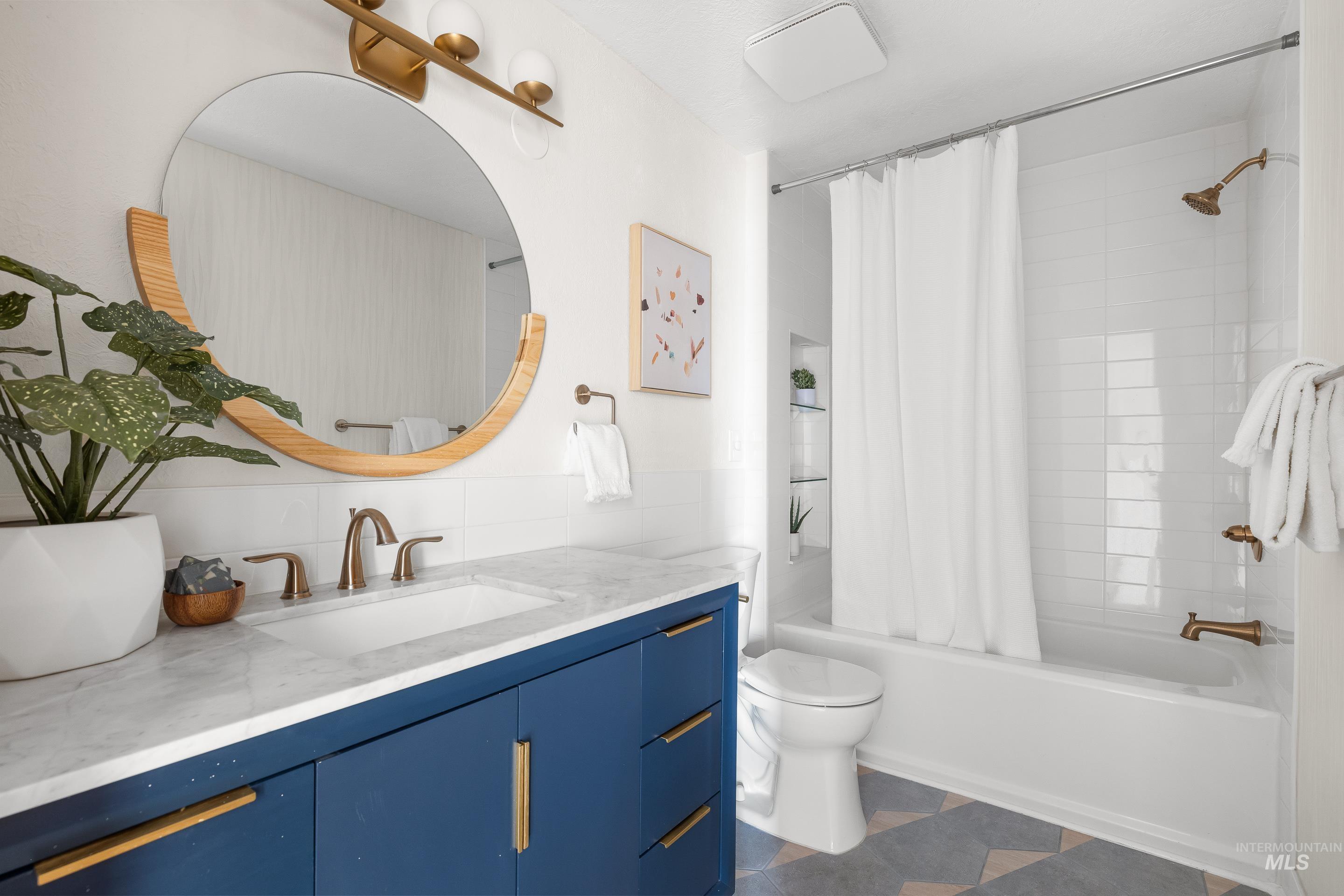 4747 N Mountain View Dr, Boise, Idaho 83704, 4 Bedrooms, 4 Bathrooms, Residential For Sale, Price $1,199,000,MLS 98978482