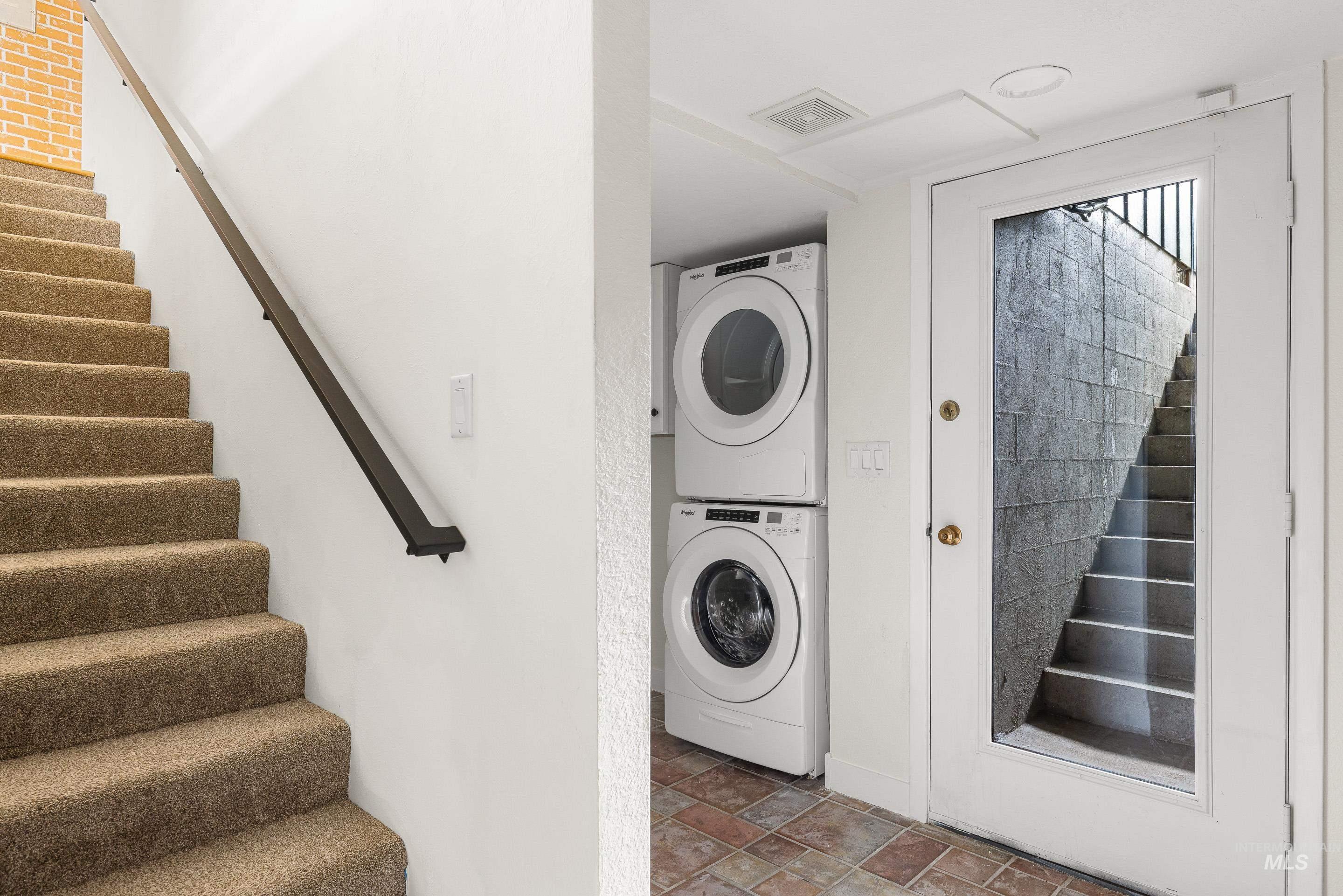 4747 N Mountain View Dr, Boise, Idaho 83704, 4 Bedrooms, 4 Bathrooms, Residential For Sale, Price $1,199,000,MLS 98978482