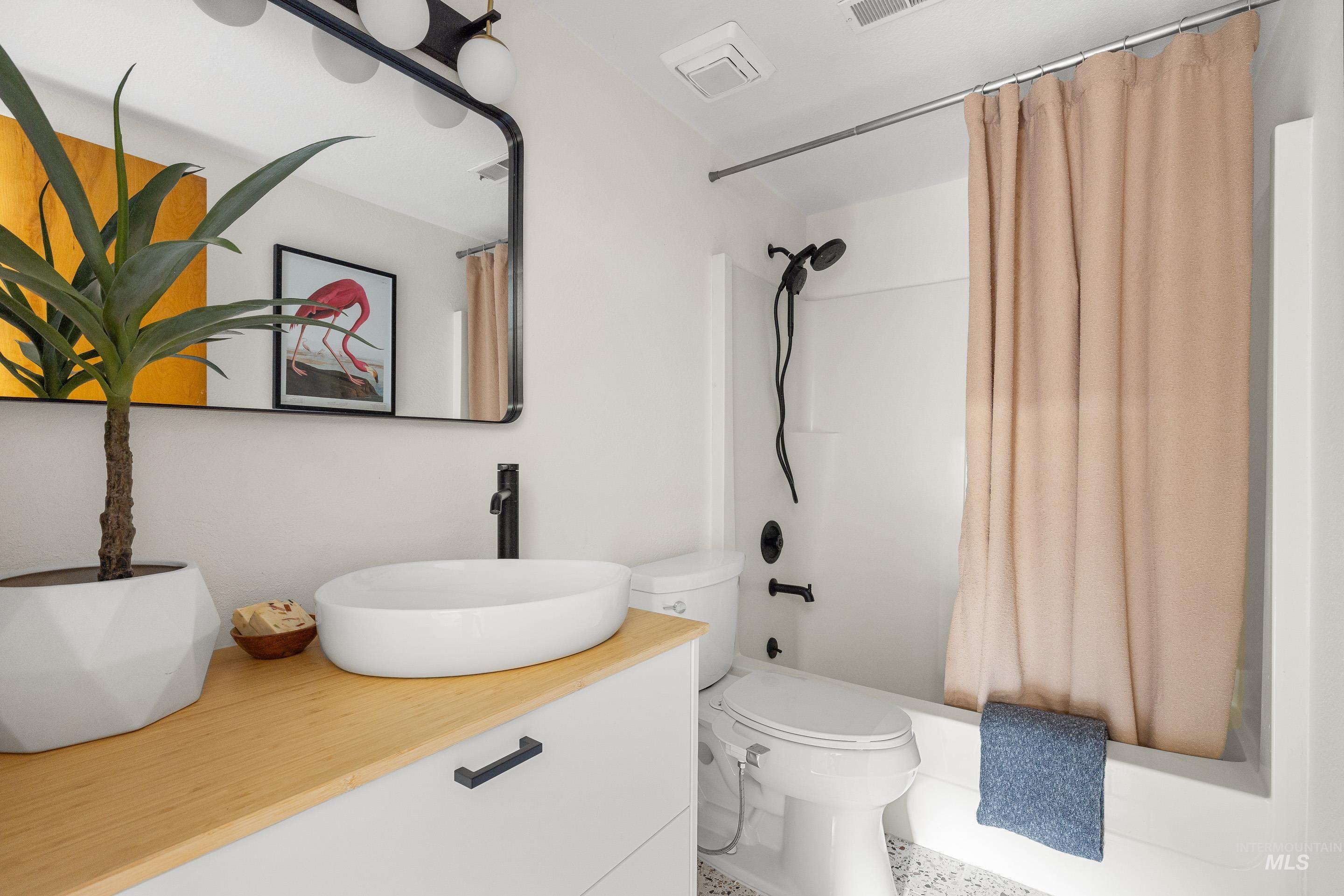 4747 N Mountain View Dr, Boise, Idaho 83704, 4 Bedrooms, 4 Bathrooms, Residential For Sale, Price $1,199,000,MLS 98978482