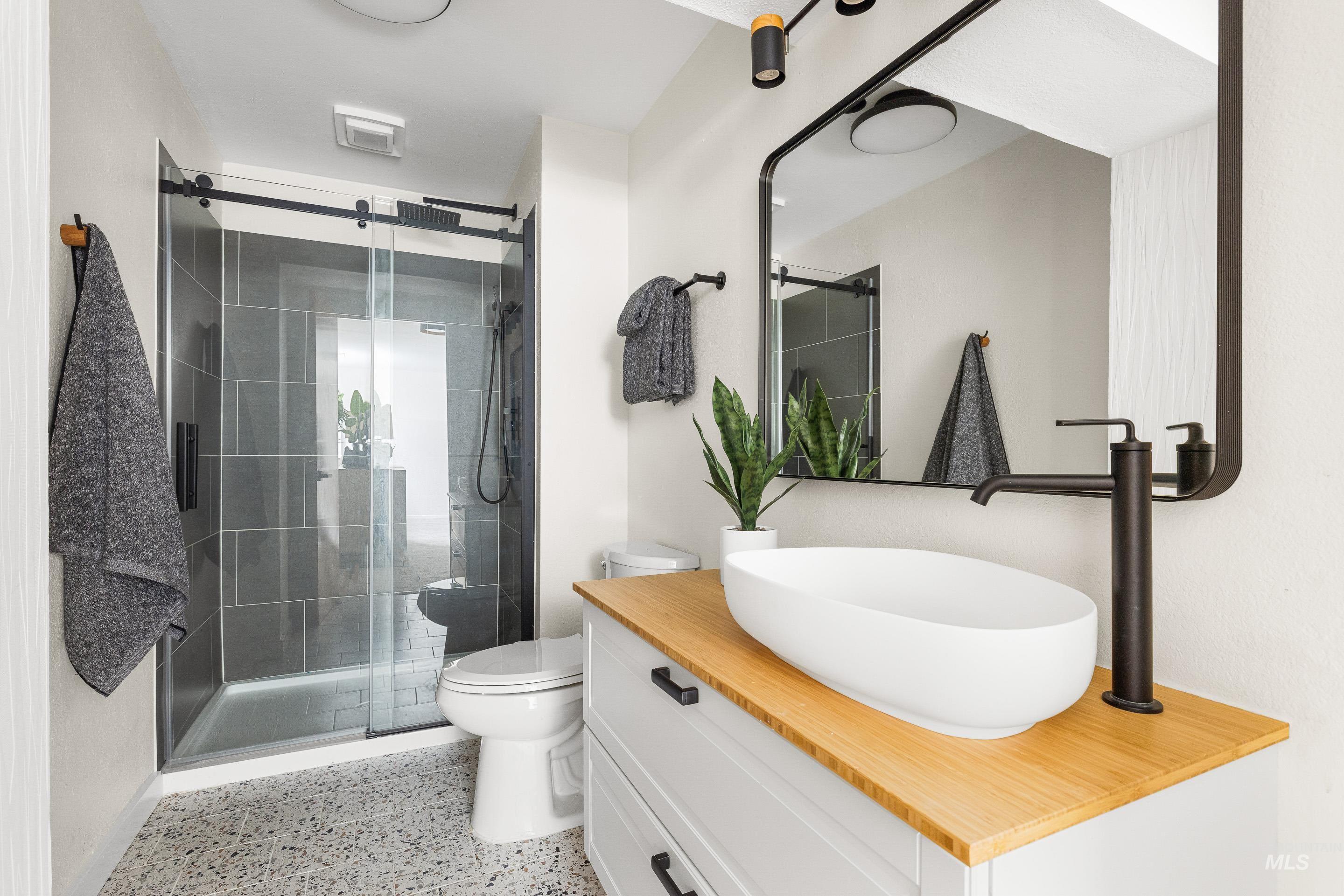 4747 N Mountain View Dr, Boise, Idaho 83704, 4 Bedrooms, 4 Bathrooms, Residential For Sale, Price $1,199,000,MLS 98978482