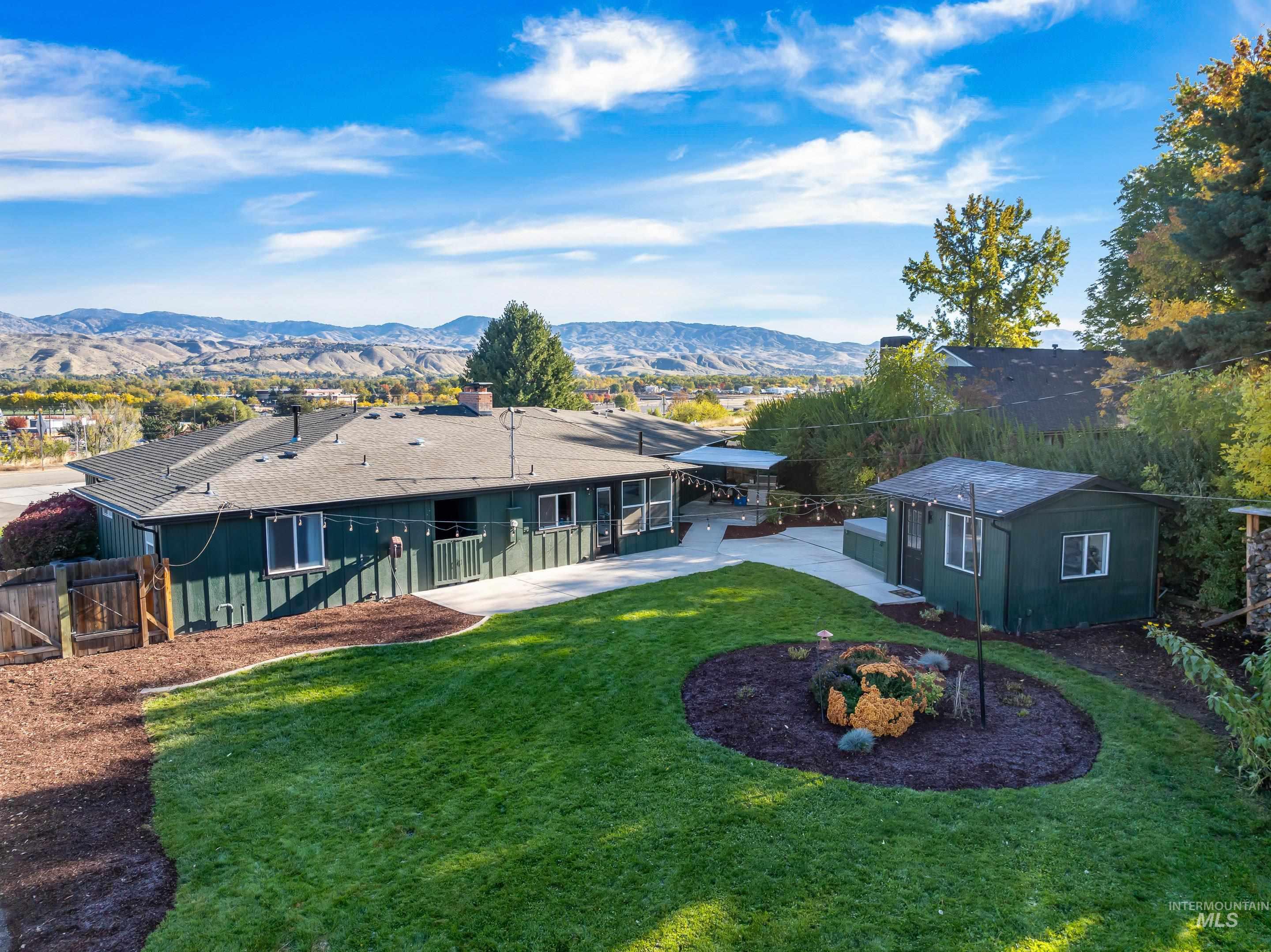 4747 N Mountain View Dr, Boise, Idaho 83704, 4 Bedrooms, 4 Bathrooms, Residential For Sale, Price $1,199,000,MLS 98978482