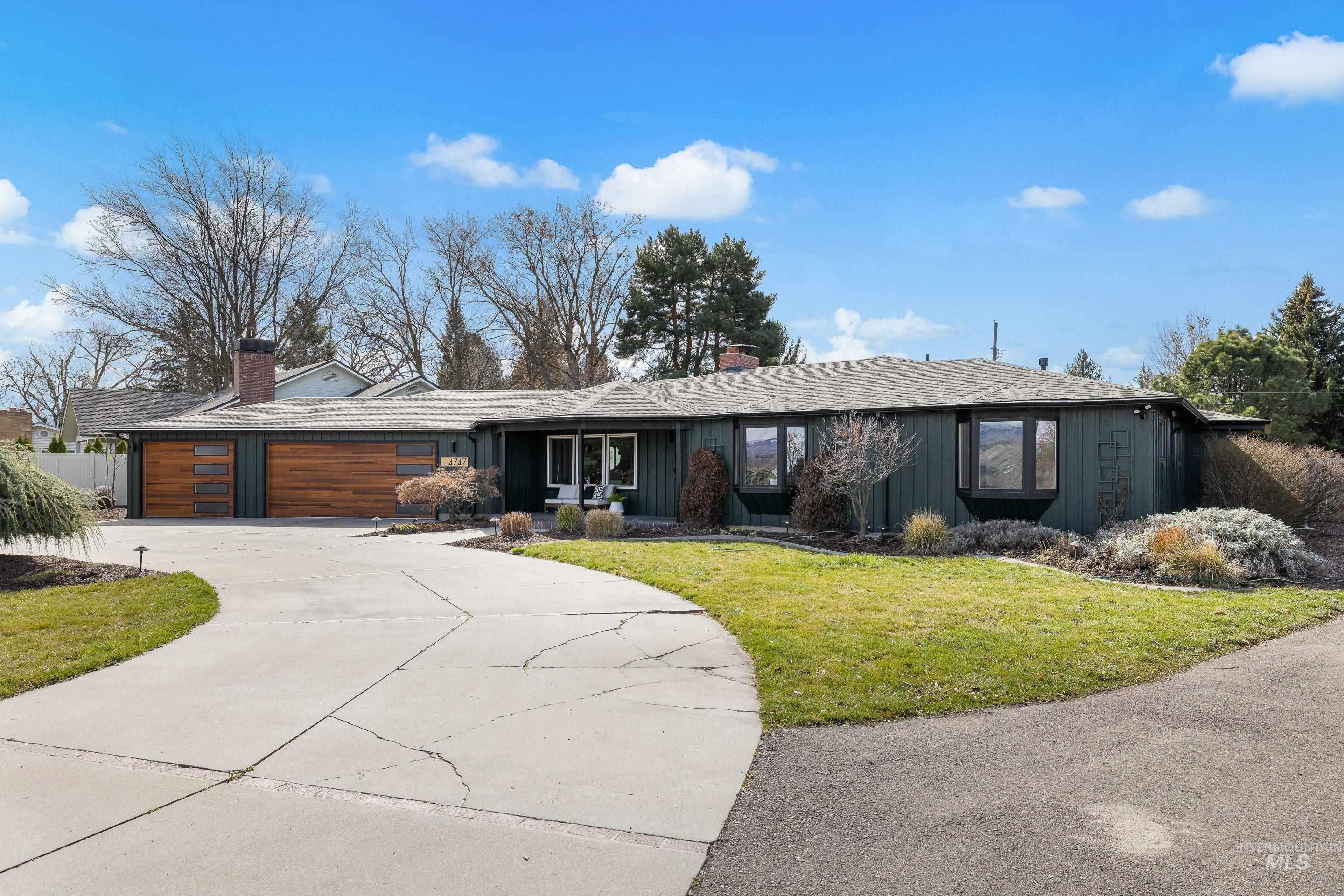 4747 N Mountain View Dr, Boise, Idaho 83704, 4 Bedrooms, 4 Bathrooms, Residential For Sale, Price $1,199,000,MLS 98978482