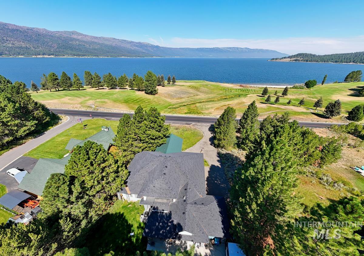 131 Par Drive, Cascade, Idaho 83611, 5 Bedrooms, 4 Bathrooms, Residential For Sale, Price $1,399,000,MLS 98978483