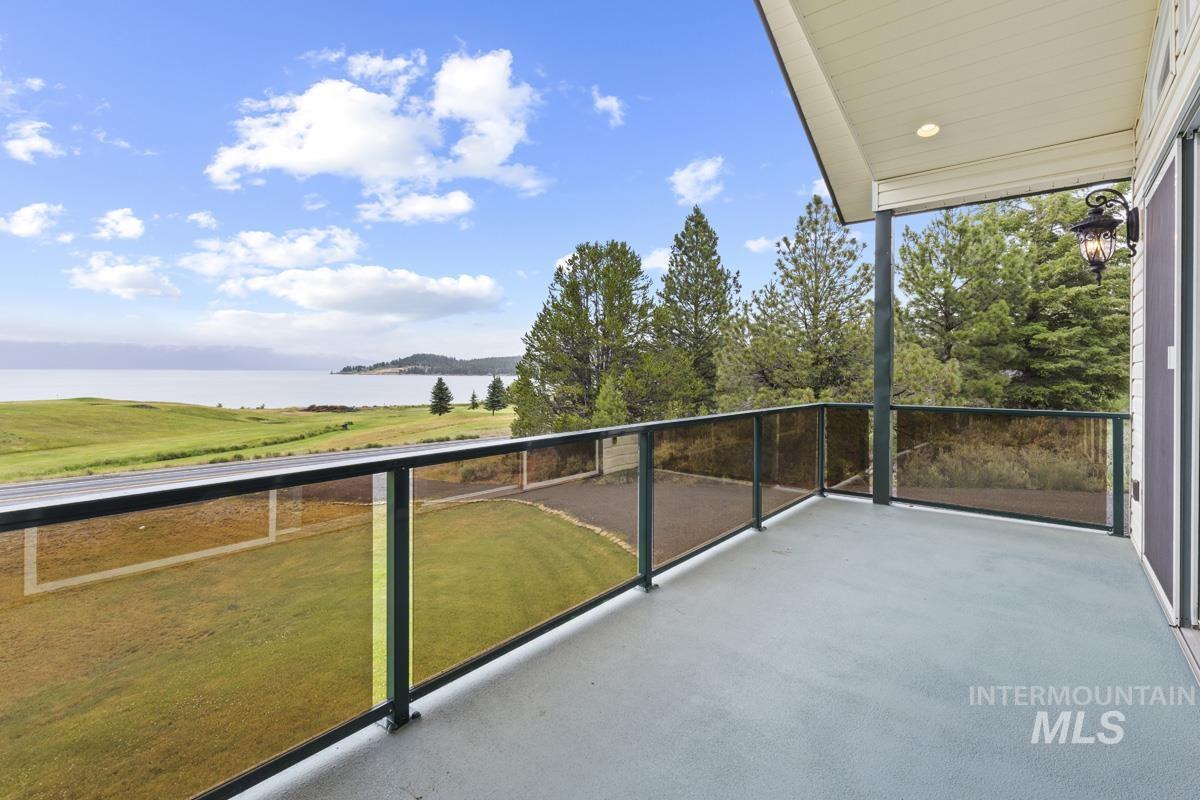 131 Par Drive, Cascade, Idaho 83611, 5 Bedrooms, 4 Bathrooms, Residential For Sale, Price $1,349,000,MLS 98978483