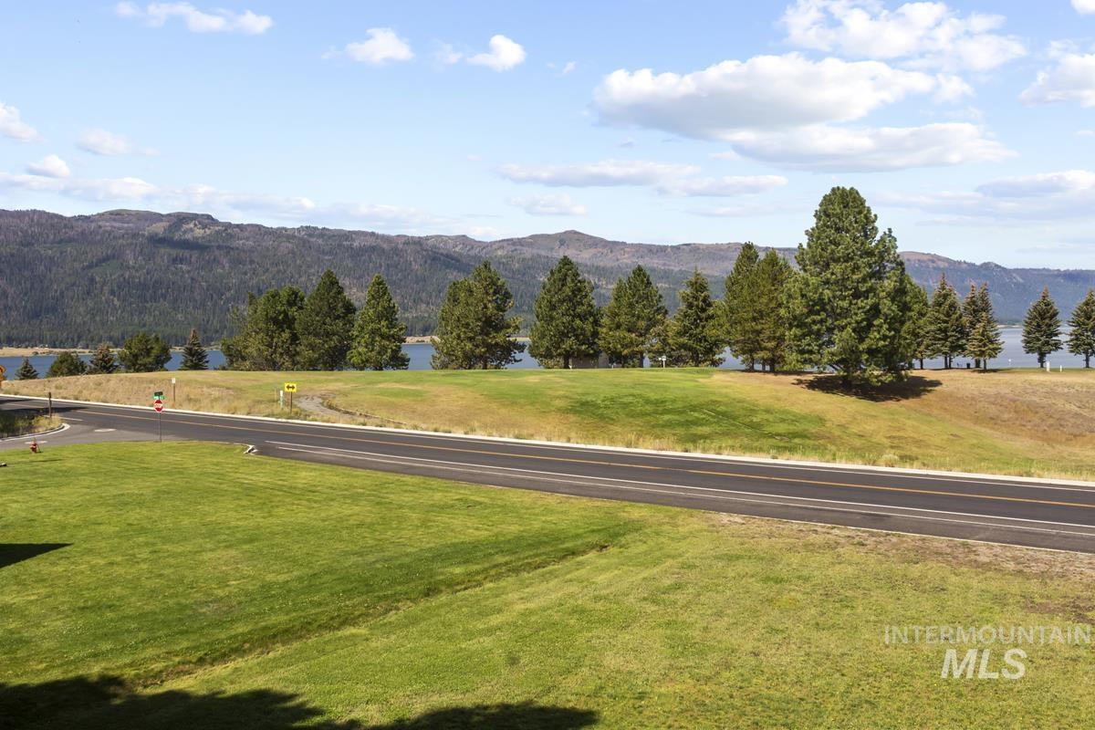 131 Par Drive, Cascade, Idaho 83611, 5 Bedrooms, 4 Bathrooms, Residential For Sale, Price $1,399,000,MLS 98978483