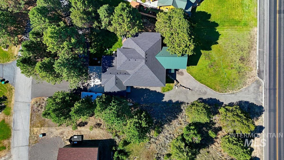 131 Par Drive, Cascade, Idaho 83611, 5 Bedrooms, 4 Bathrooms, Residential For Sale, Price $1,349,000,MLS 98978483