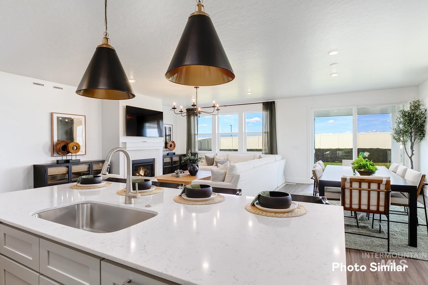 15155 Cloud Crest Ave, Caldwell, Idaho 83607, 5 Bedrooms, 3.5 Bathrooms, Residential For Sale, Price $595,400,MLS 98978485